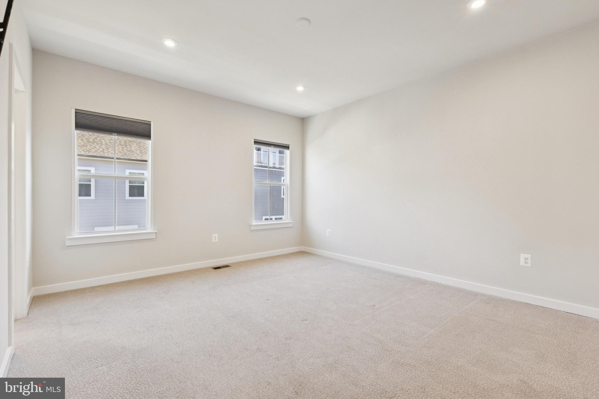 POTOMAC SHORES - Residential