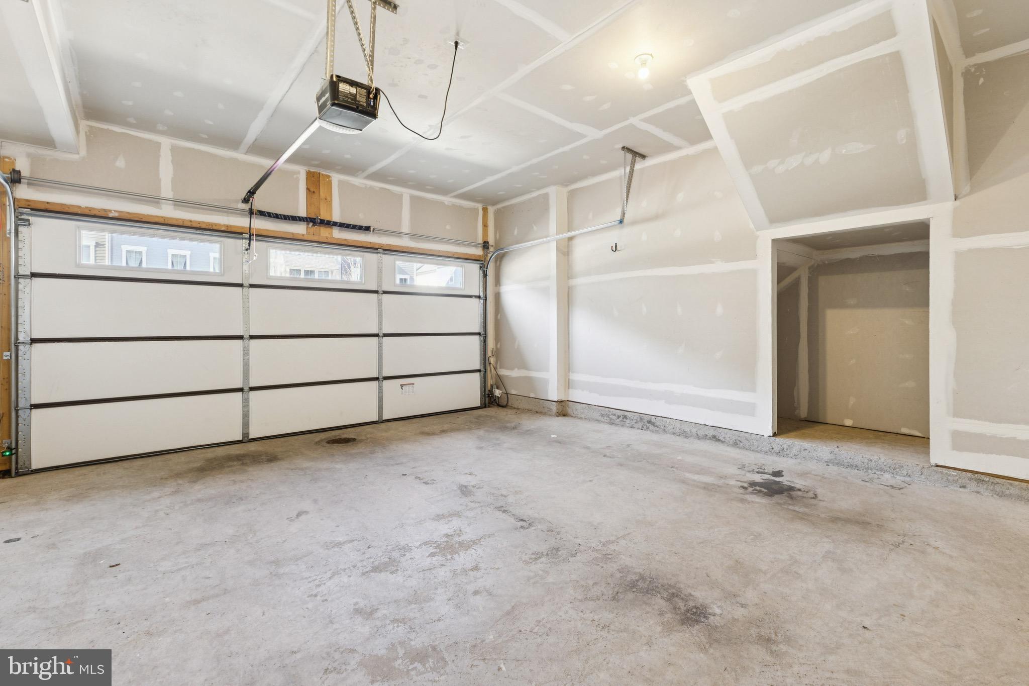 POTOMAC SHORES - Residential