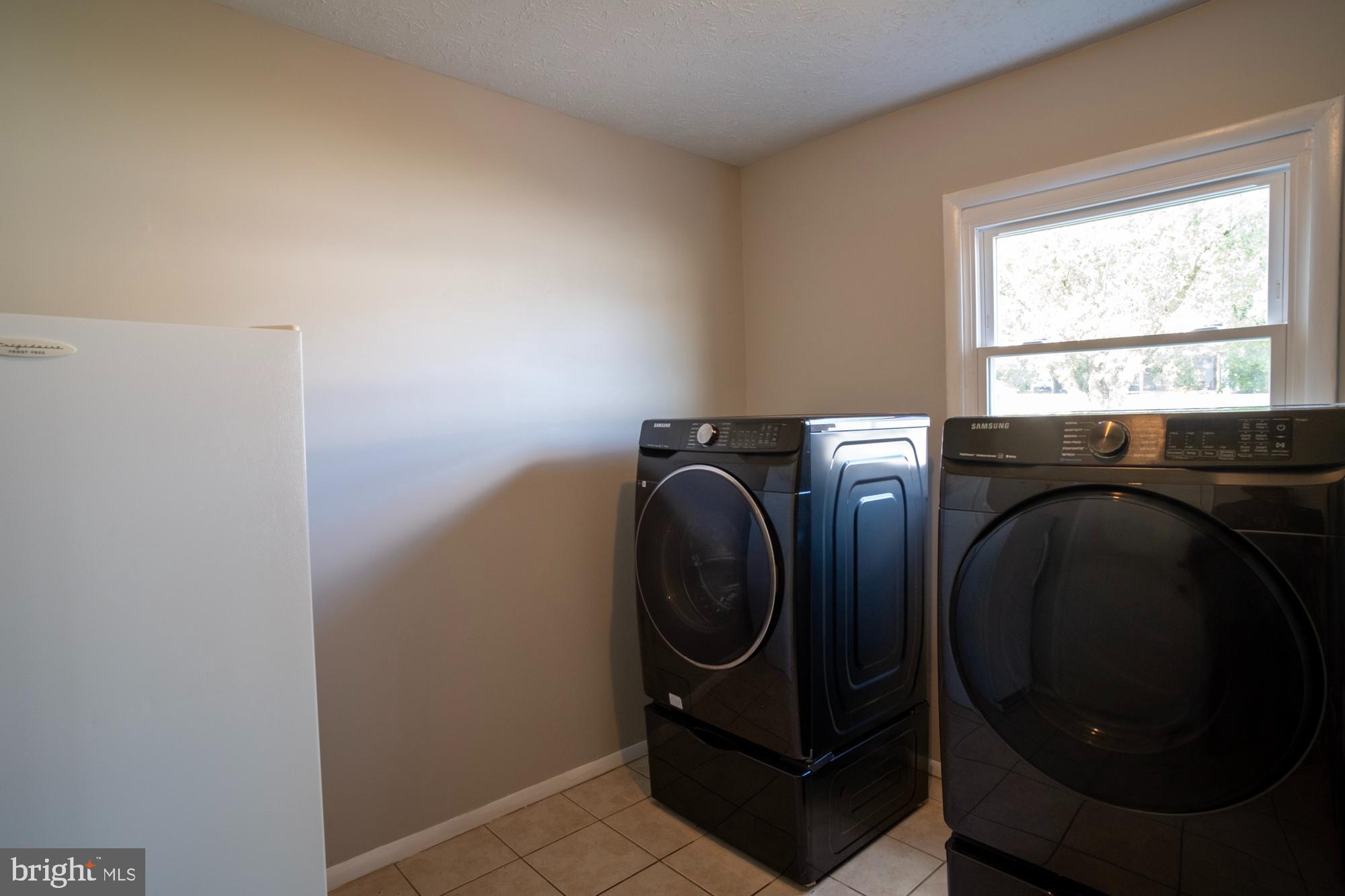 THE PROVINCES - Residential