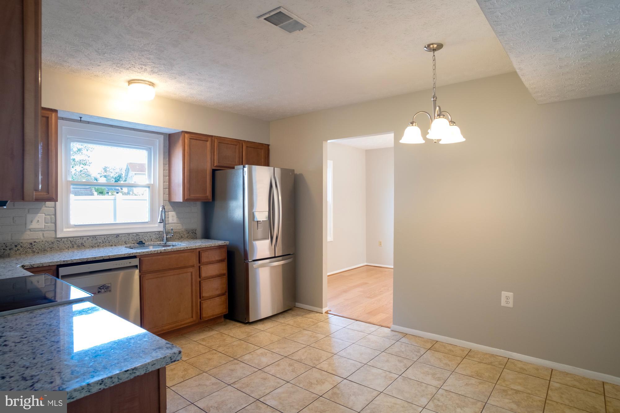 THE PROVINCES - Residential