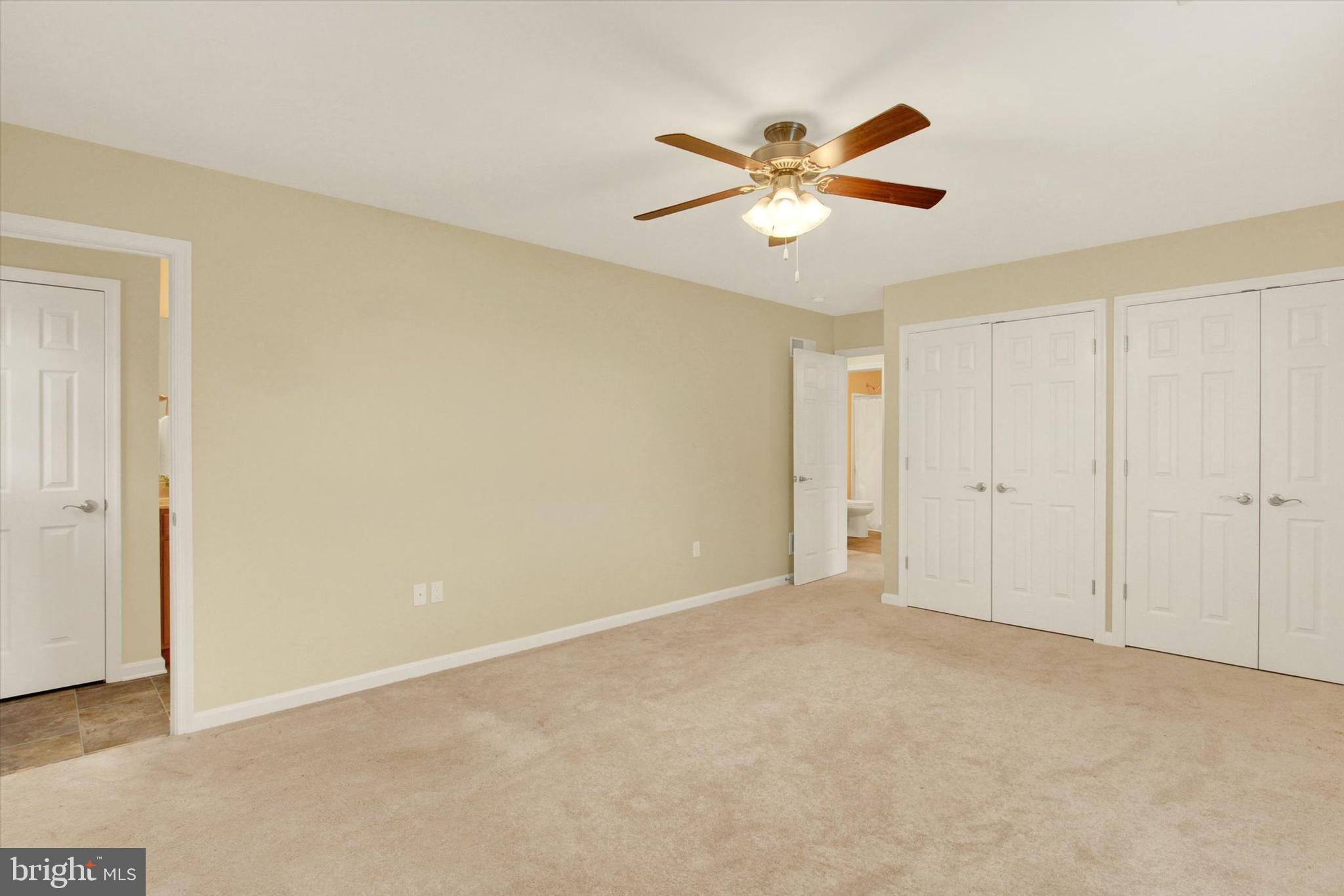 ROTH'S FARM VILLAGE - Residential