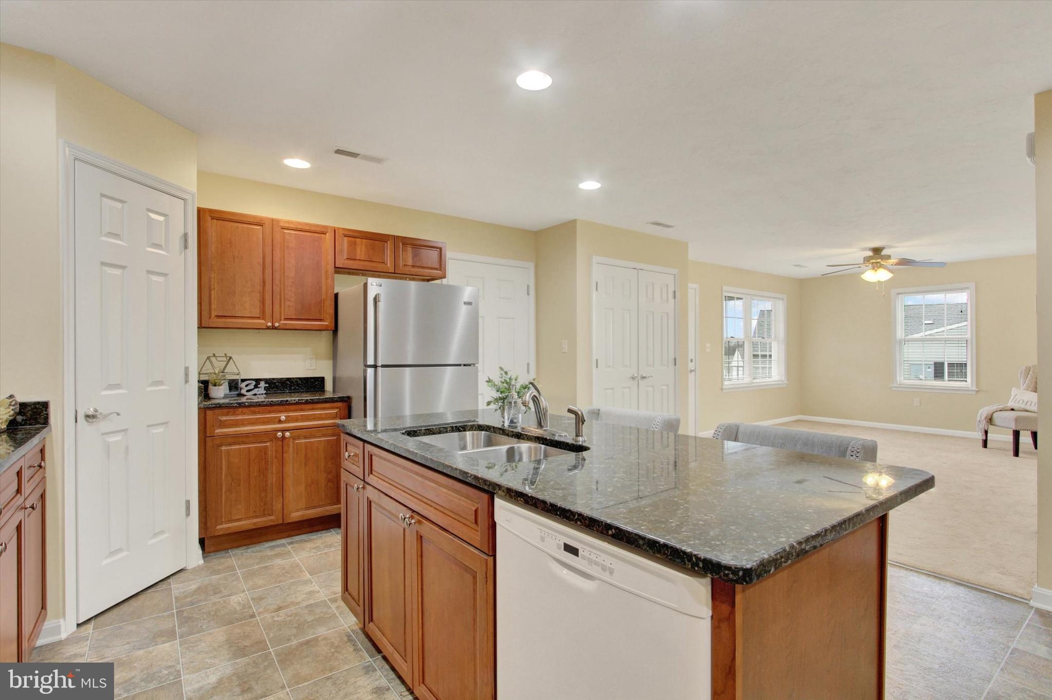 ROTH'S FARM VILLAGE - Residential