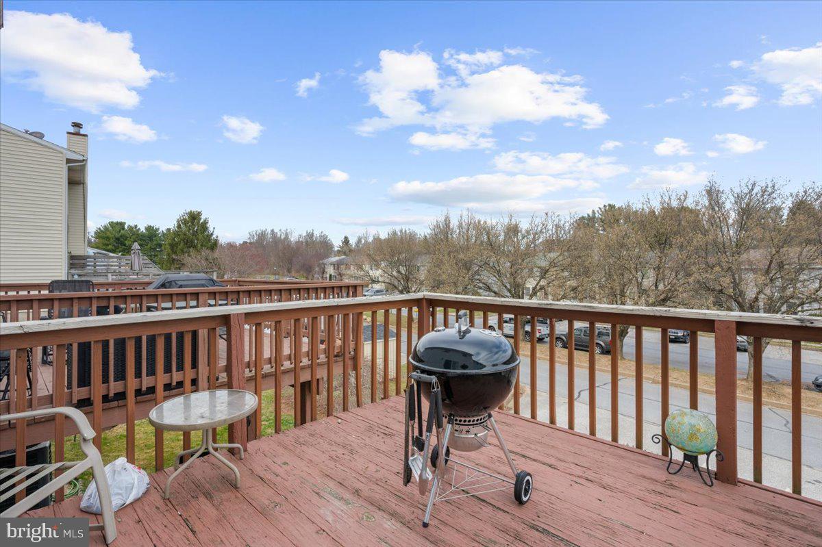 KIMBERLY VILLAGE - Residential