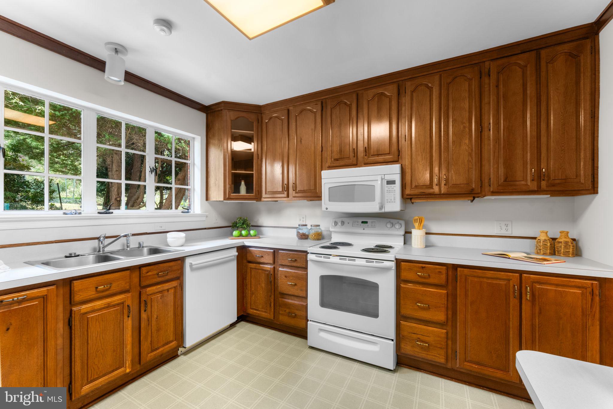 DARNESTOWN OUTSIDE - Residential