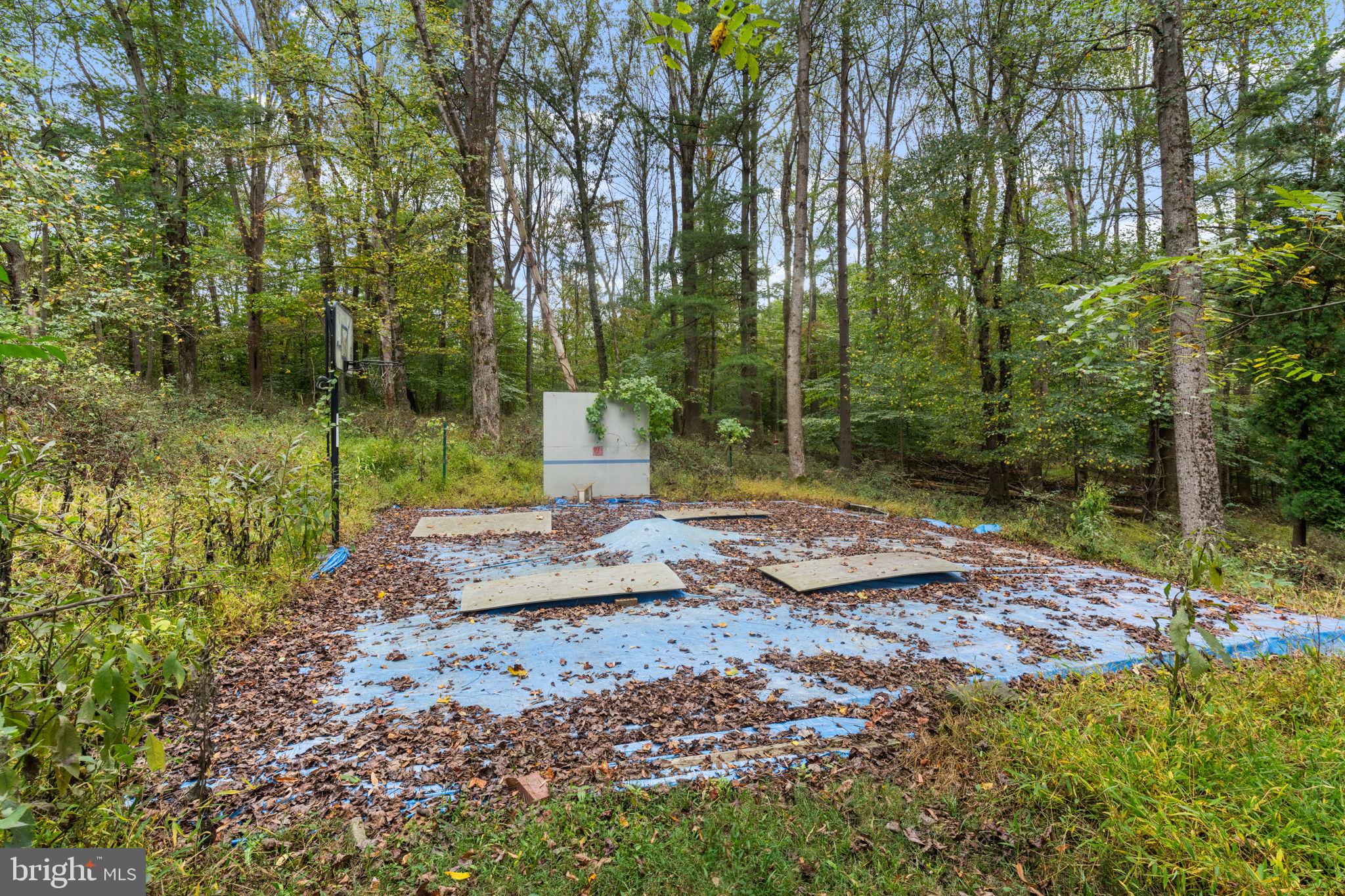 DARNESTOWN OUTSIDE - Residential