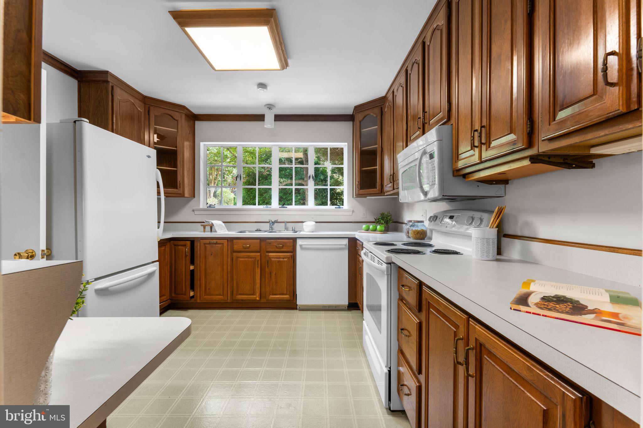 DARNESTOWN OUTSIDE - Residential