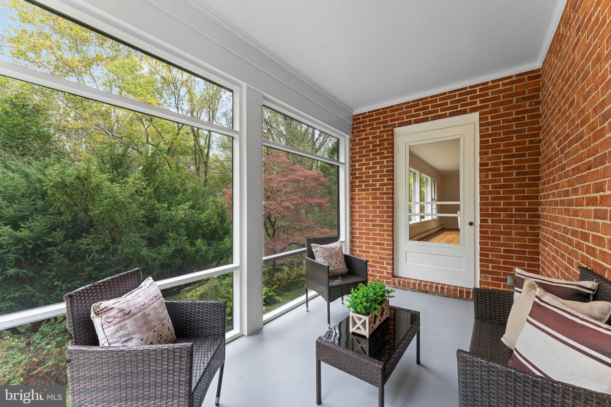 DARNESTOWN OUTSIDE - Residential