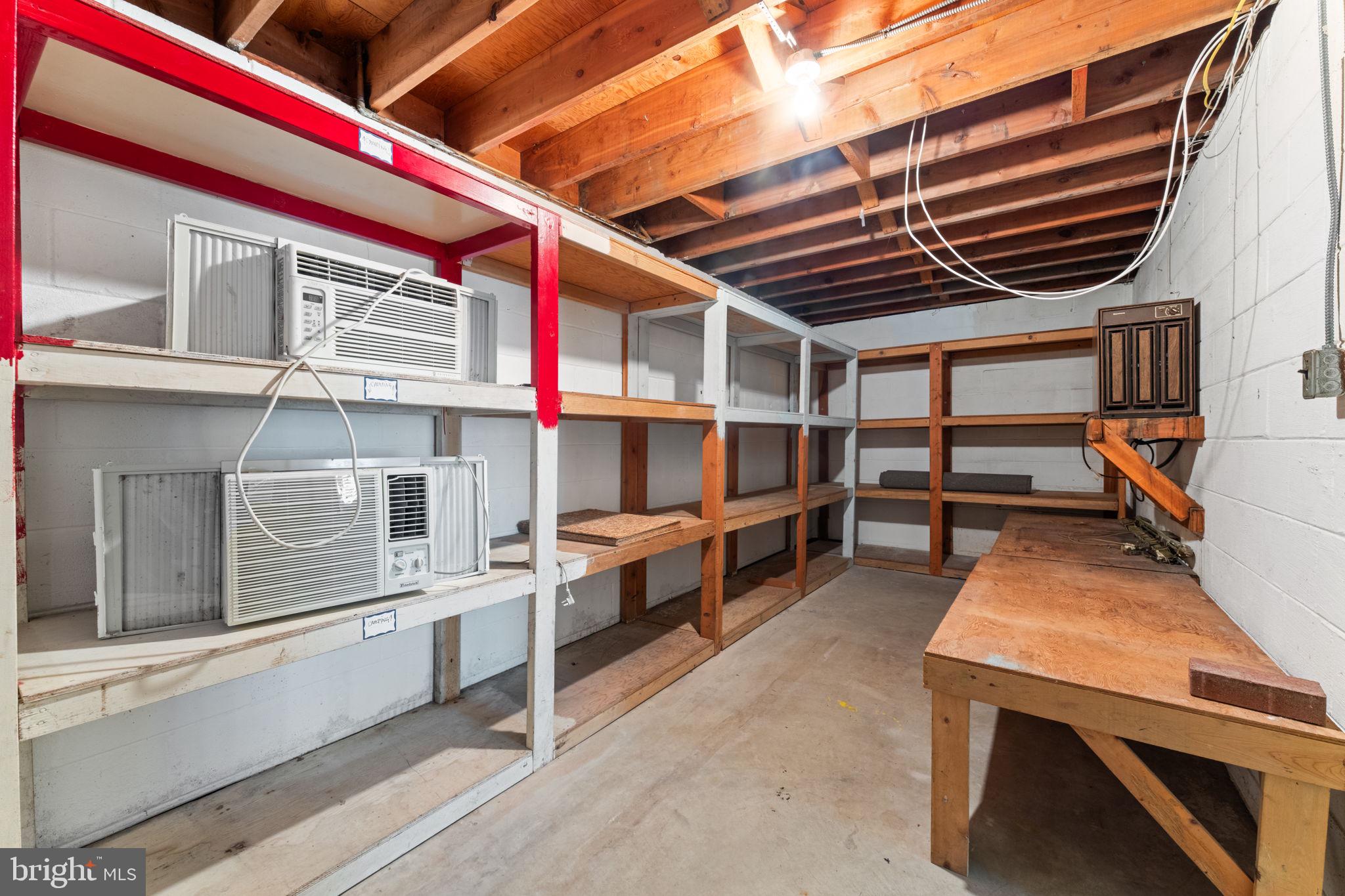 DARNESTOWN OUTSIDE - Residential