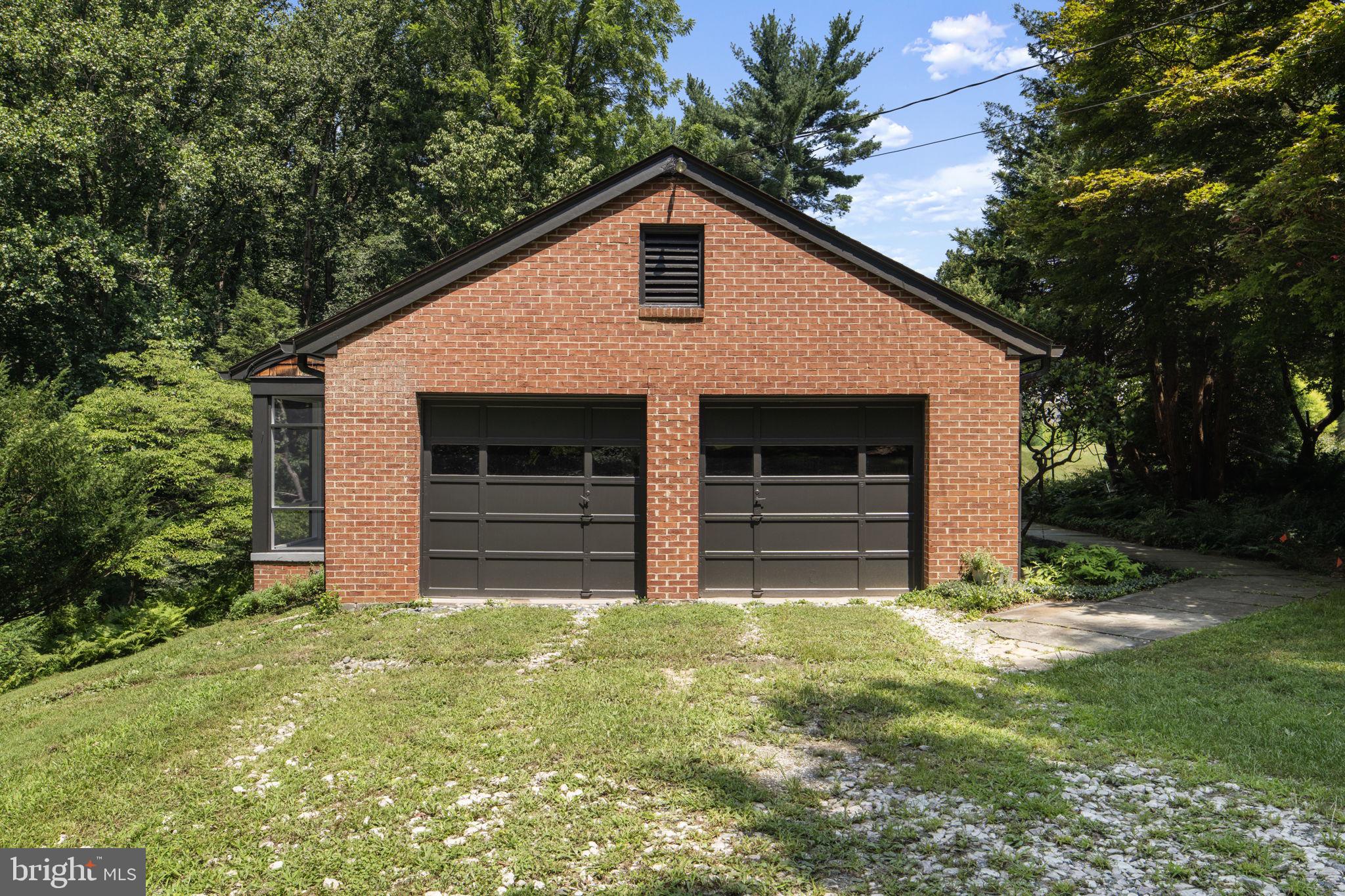 DARNESTOWN OUTSIDE - Residential