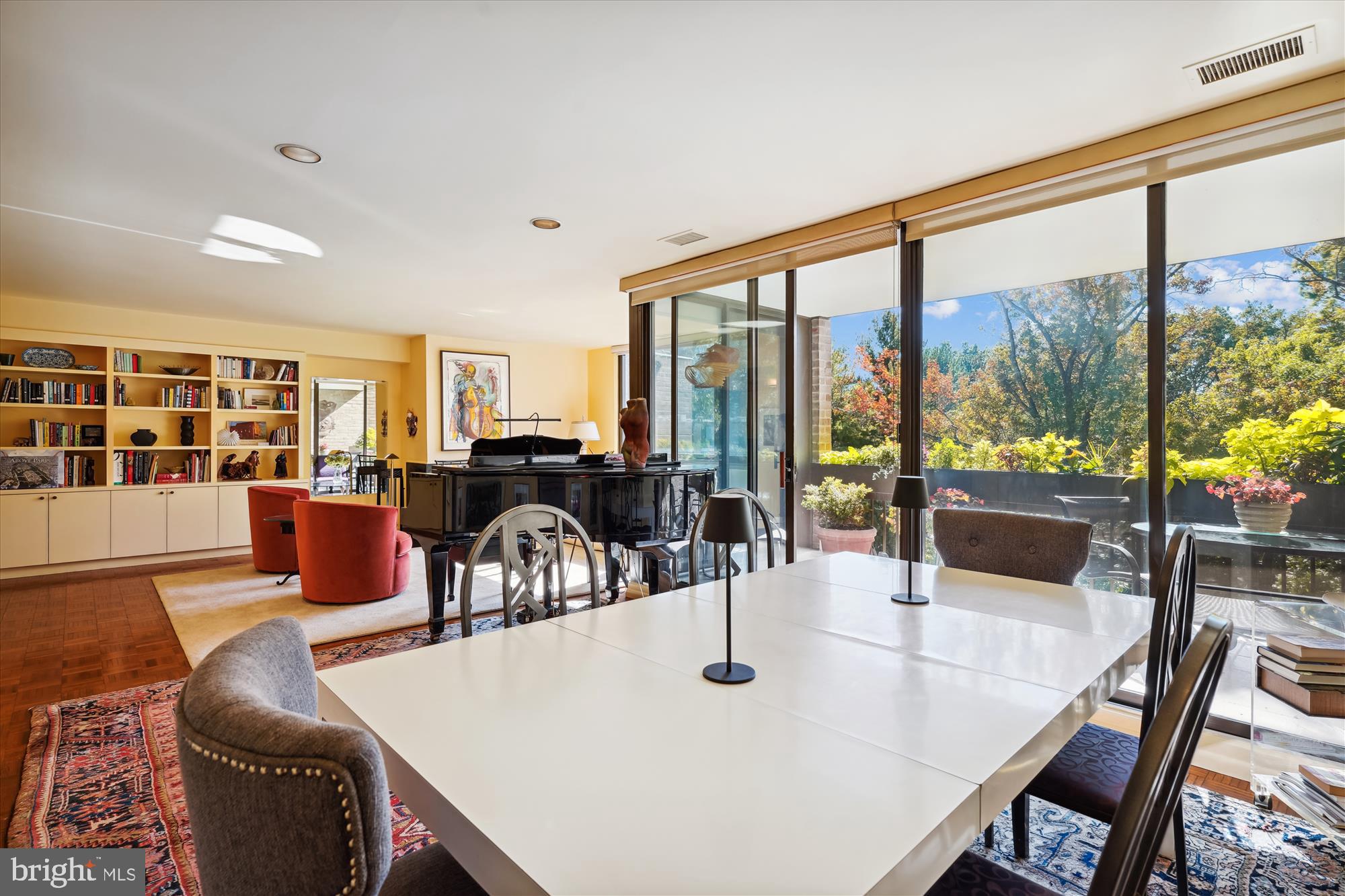 SUMNER VILLAGE - Residential