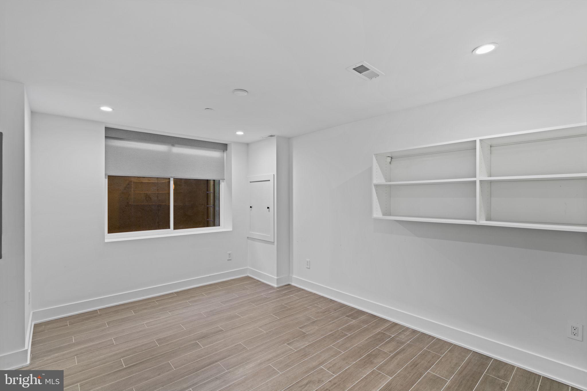 GRADUATE HOSPITAL - Residential