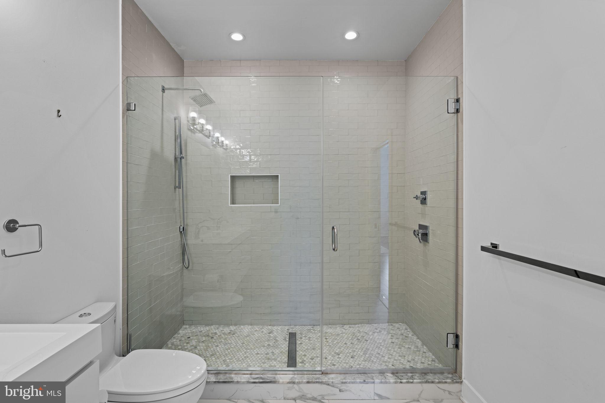 GRADUATE HOSPITAL - Residential