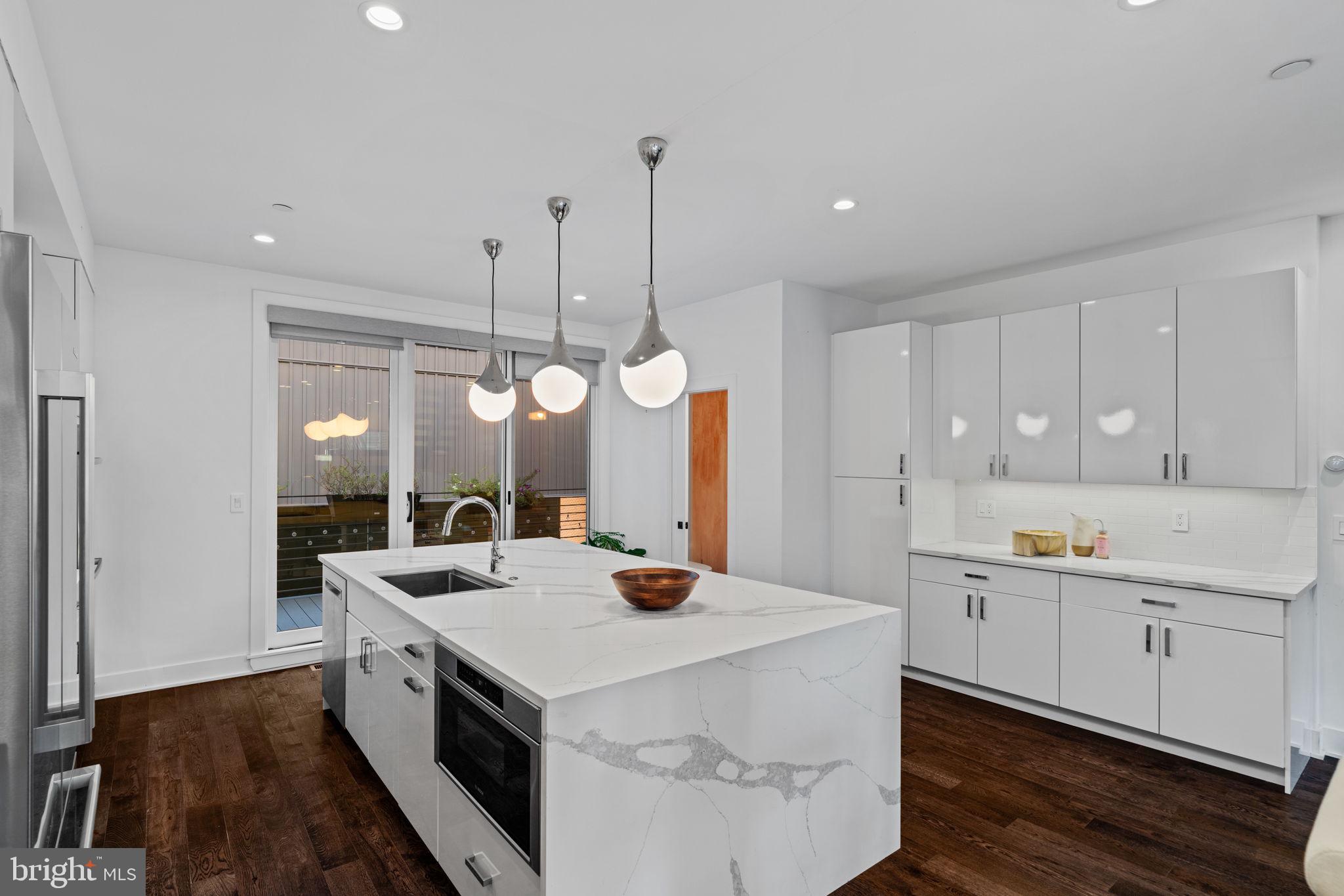 GRADUATE HOSPITAL - Residential