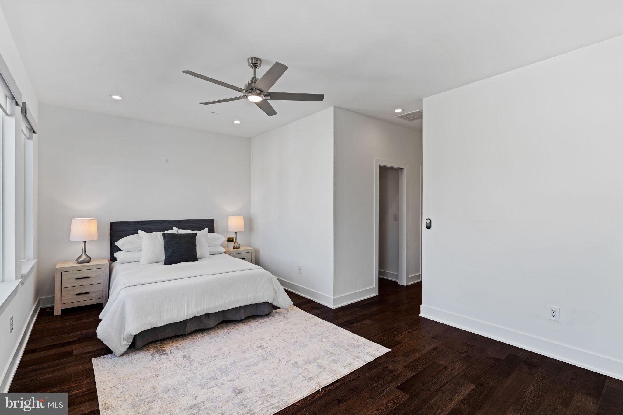 GRADUATE HOSPITAL - Residential