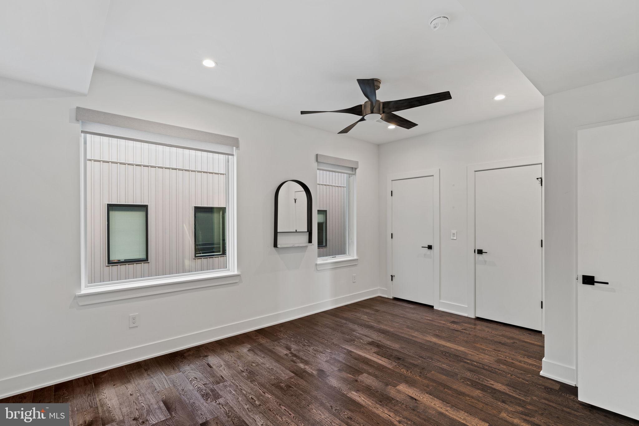 GRADUATE HOSPITAL - Residential