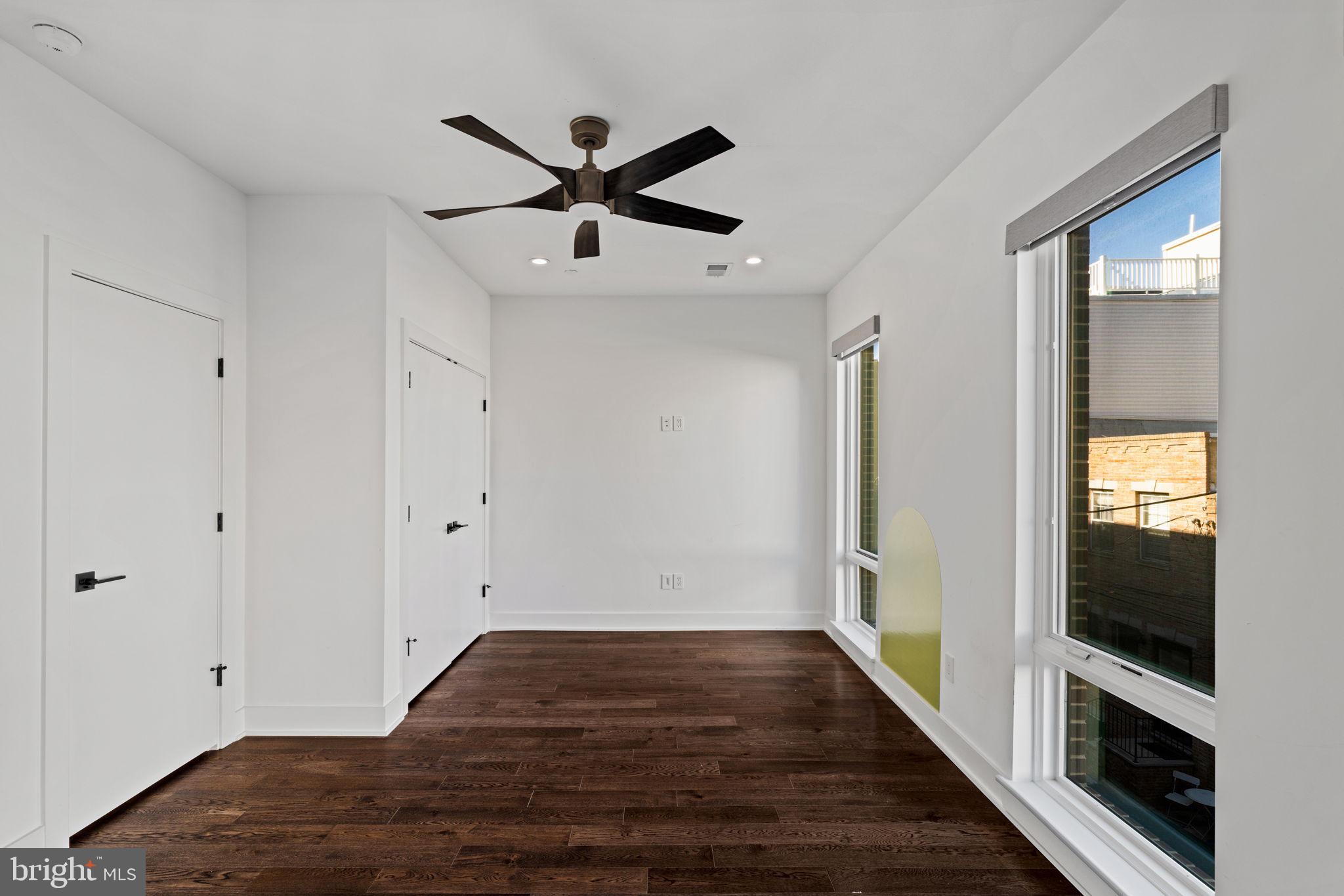 GRADUATE HOSPITAL - Residential