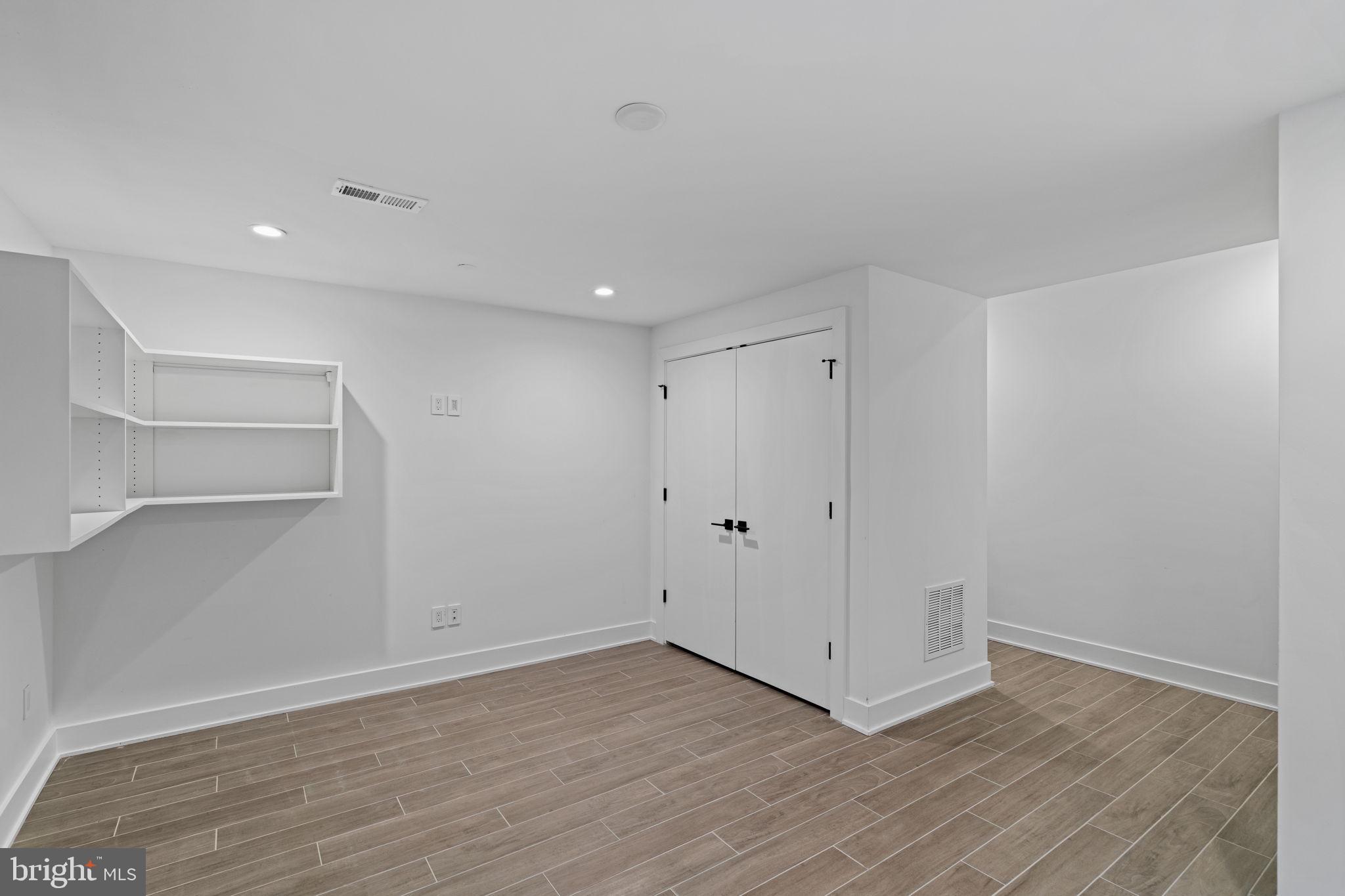 GRADUATE HOSPITAL - Residential