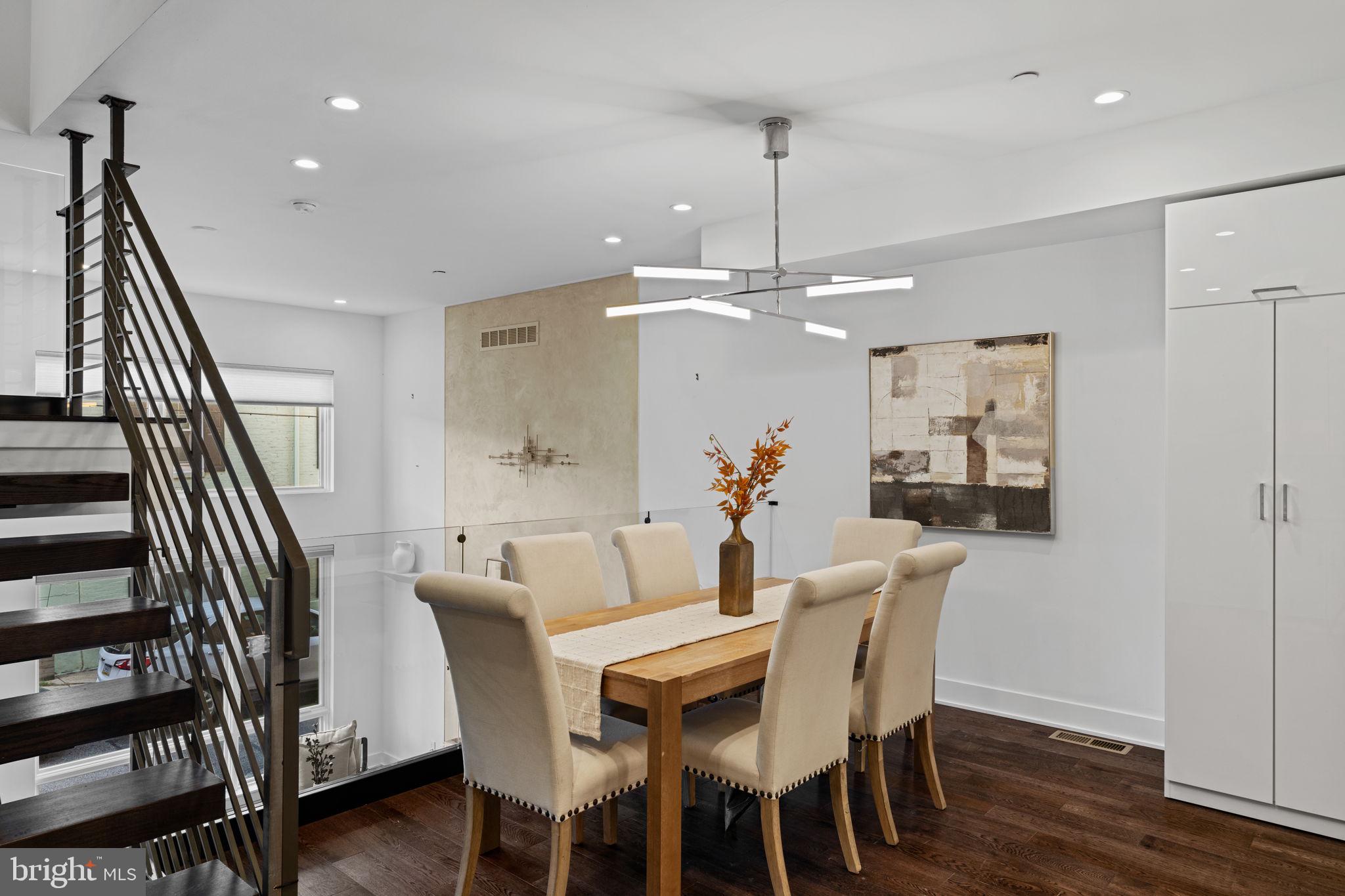 GRADUATE HOSPITAL - Residential