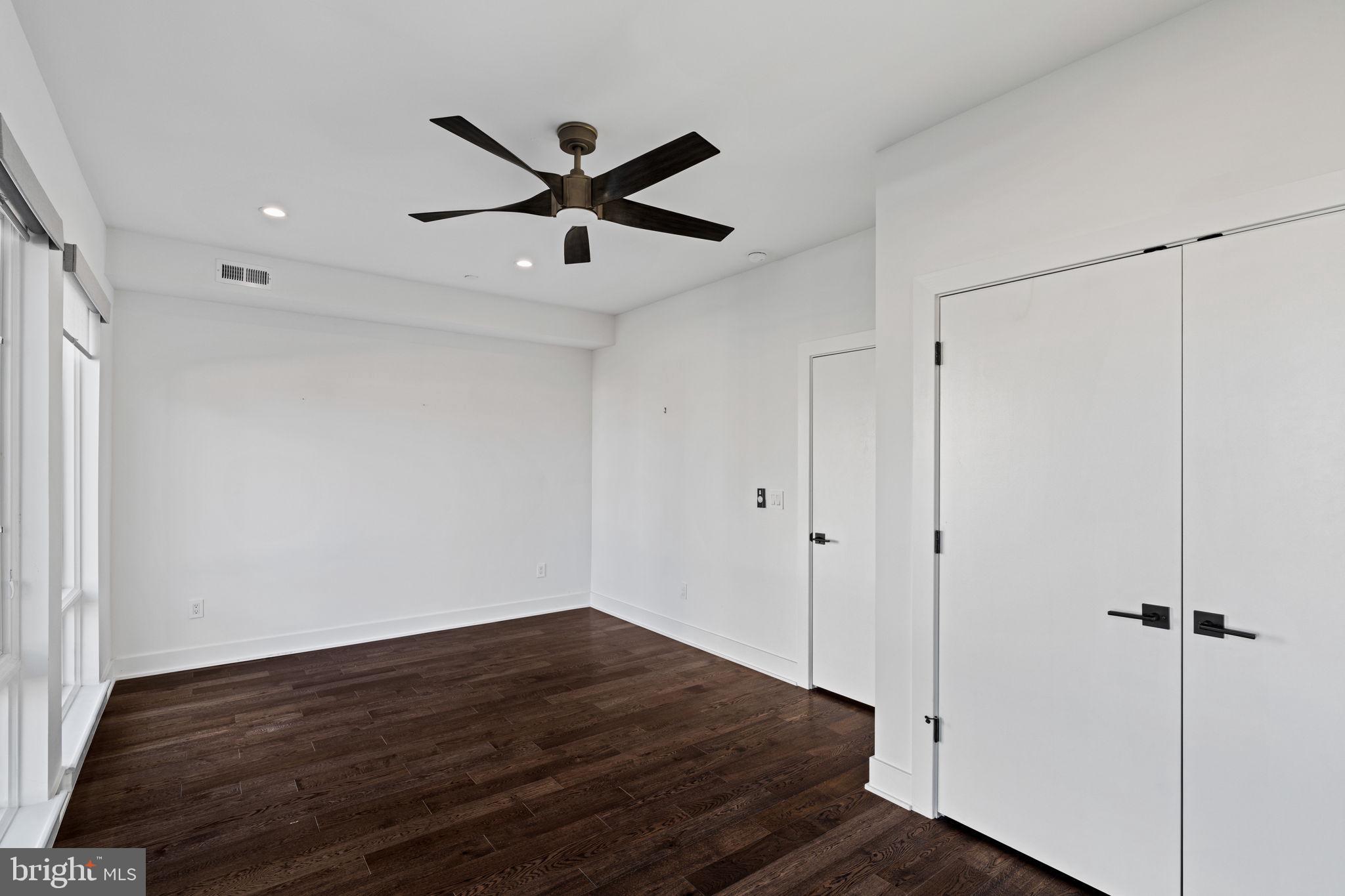 GRADUATE HOSPITAL - Residential