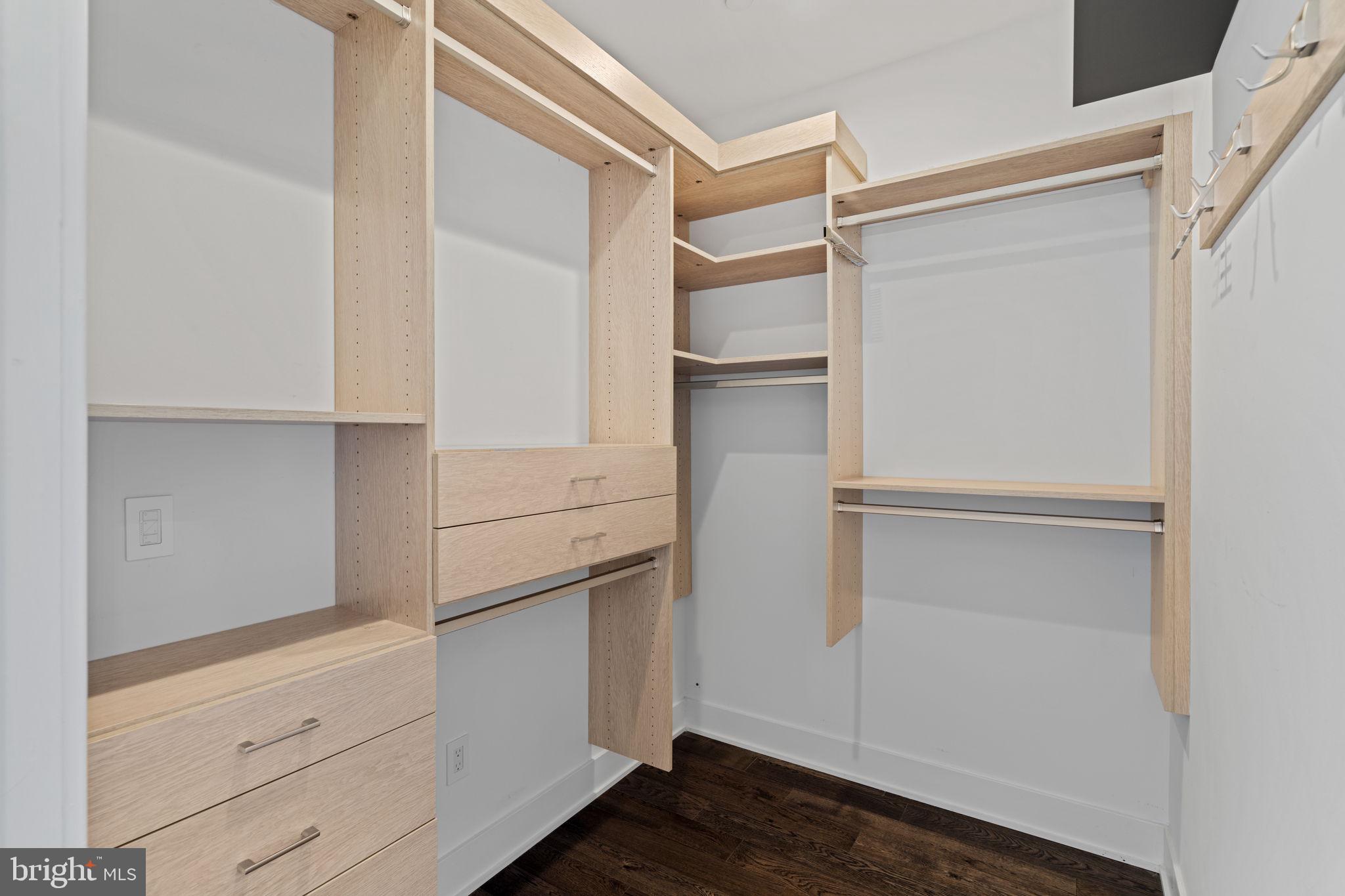 GRADUATE HOSPITAL - Residential