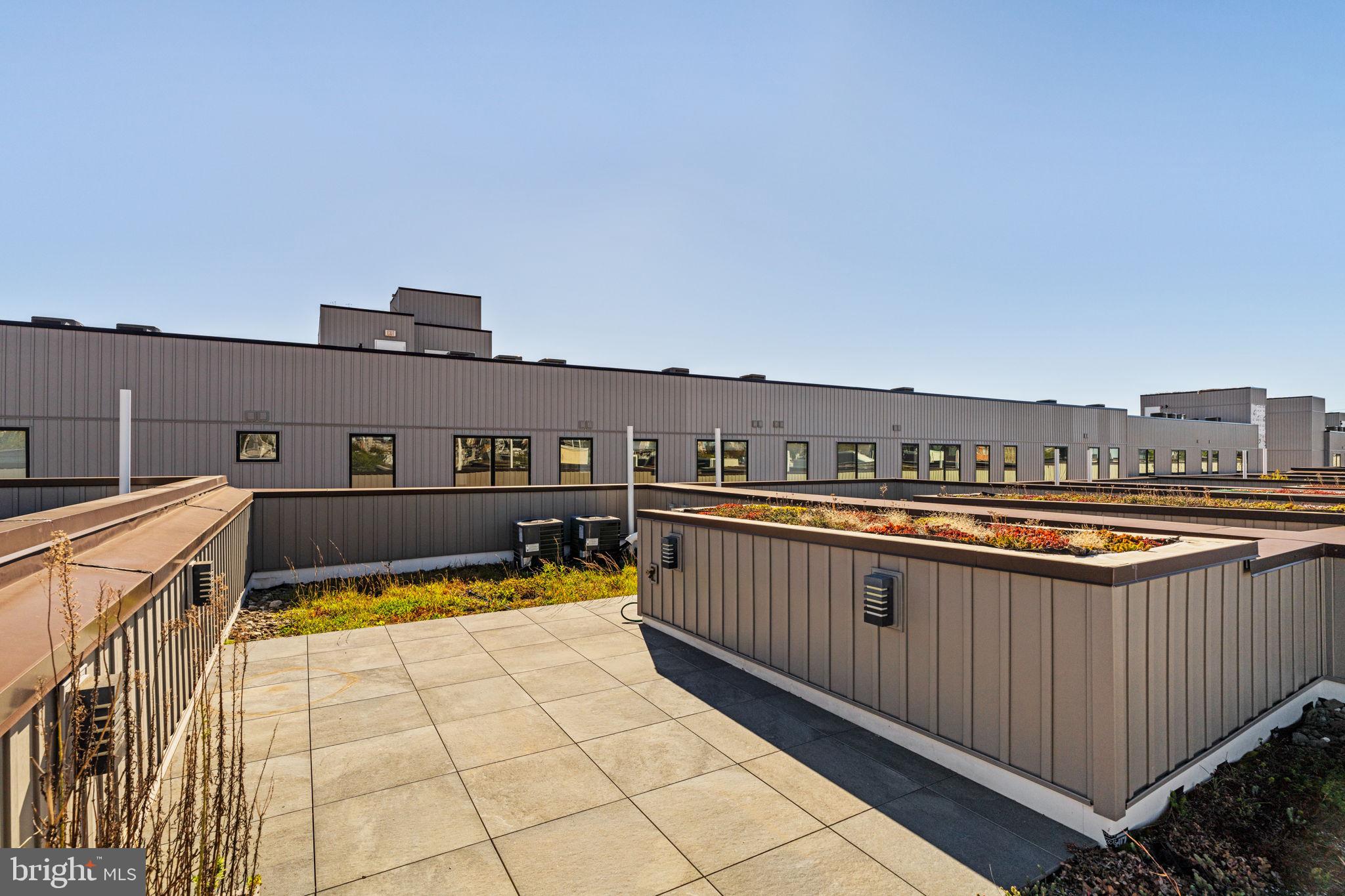 GRADUATE HOSPITAL - Residential