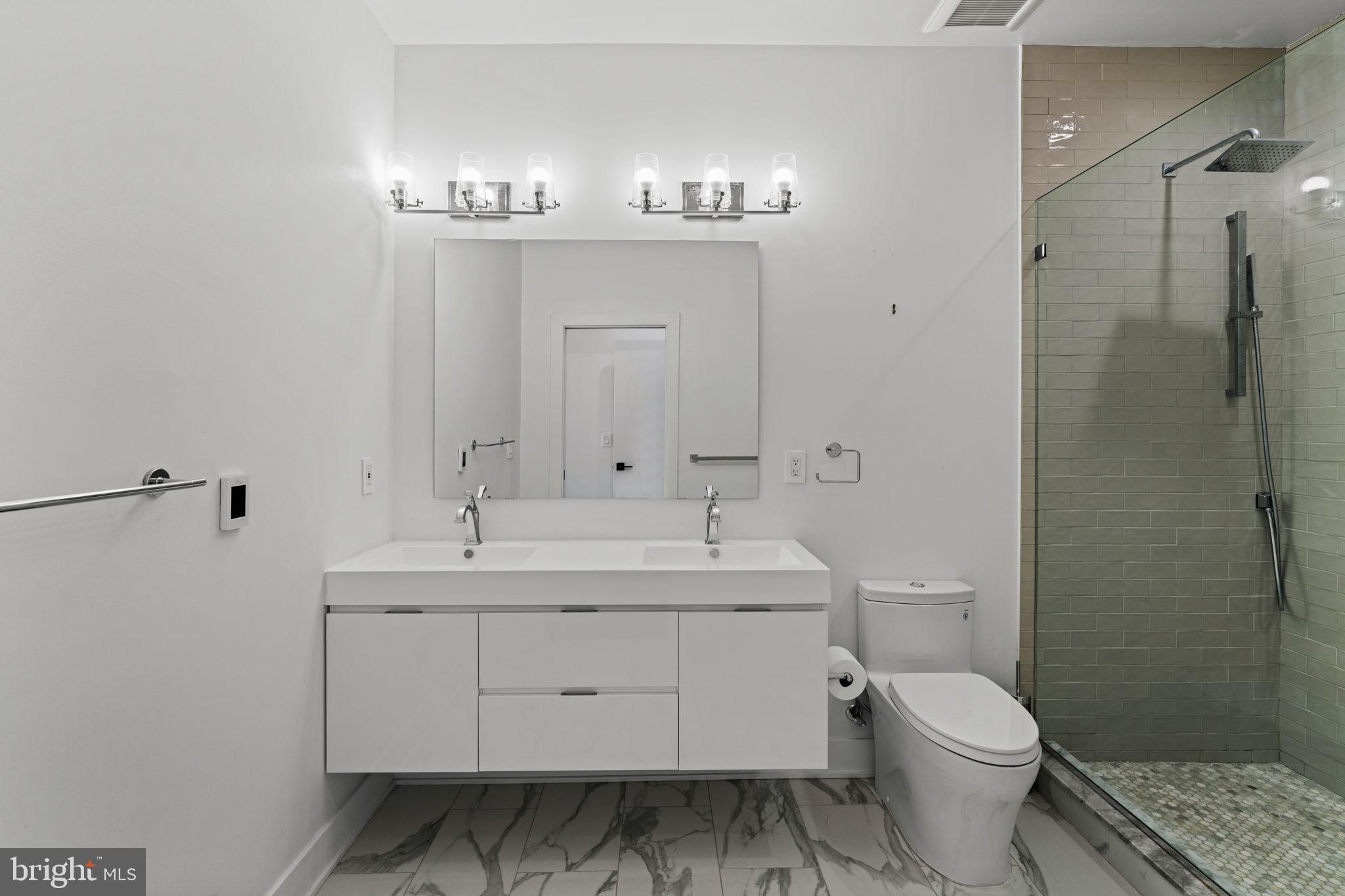 GRADUATE HOSPITAL - Residential