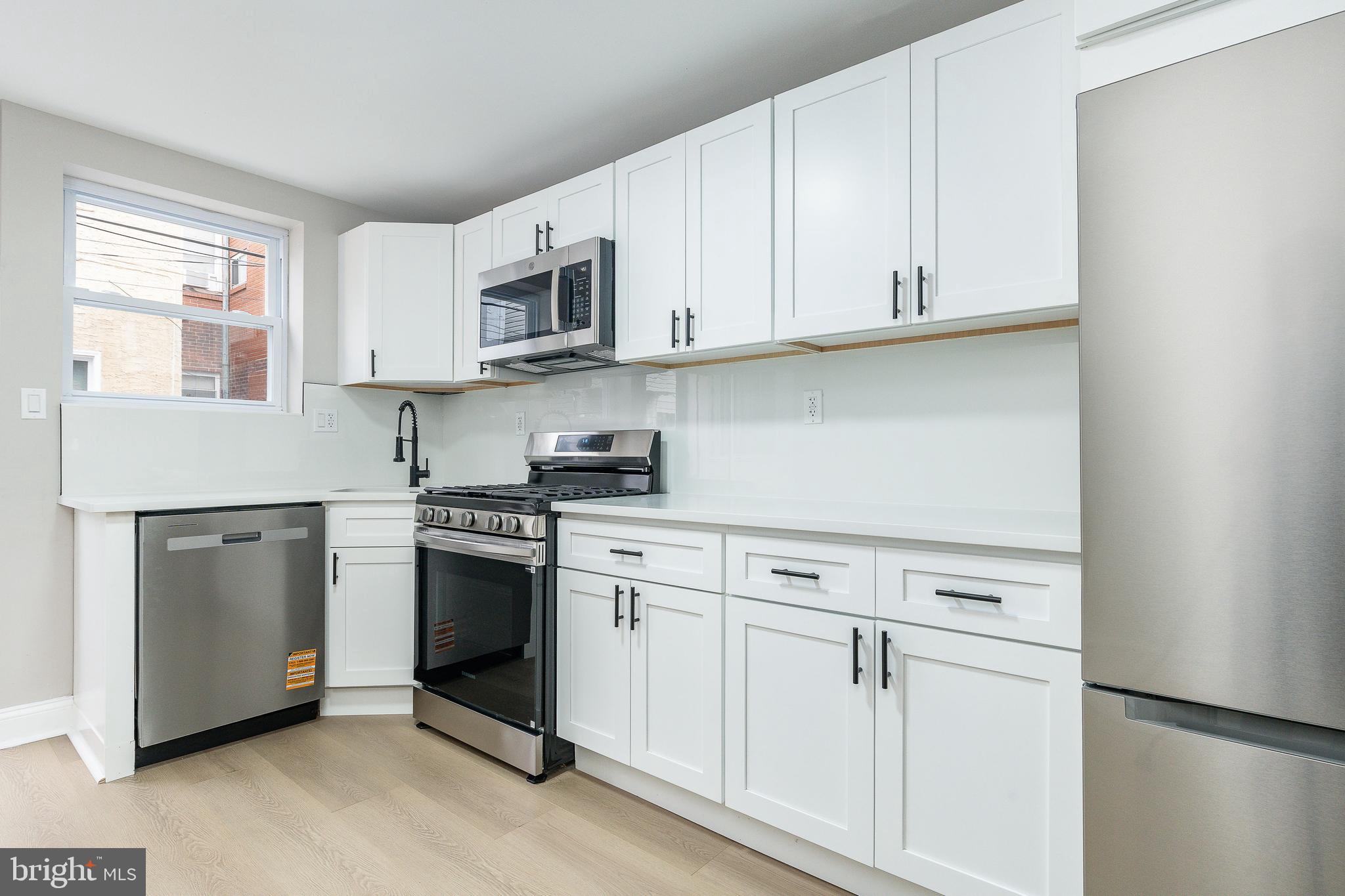 LOWER MOYAMENSING - Residential