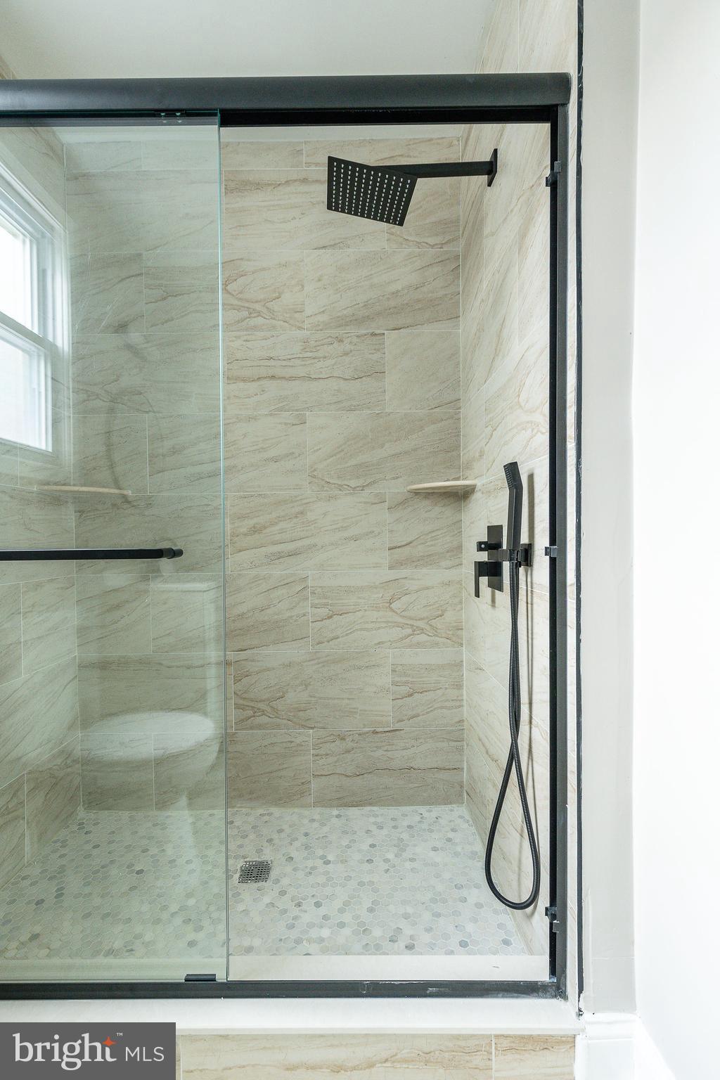 LOWER MOYAMENSING - Residential