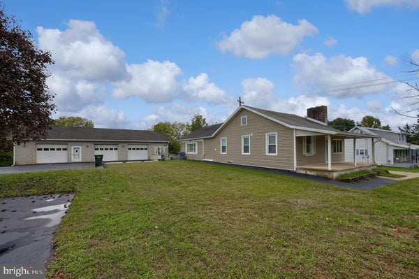 430 HYKES MILL RD, MANCHESTER, PA 17345 - Image be637bd546741fd537e48727df257836/3498683046