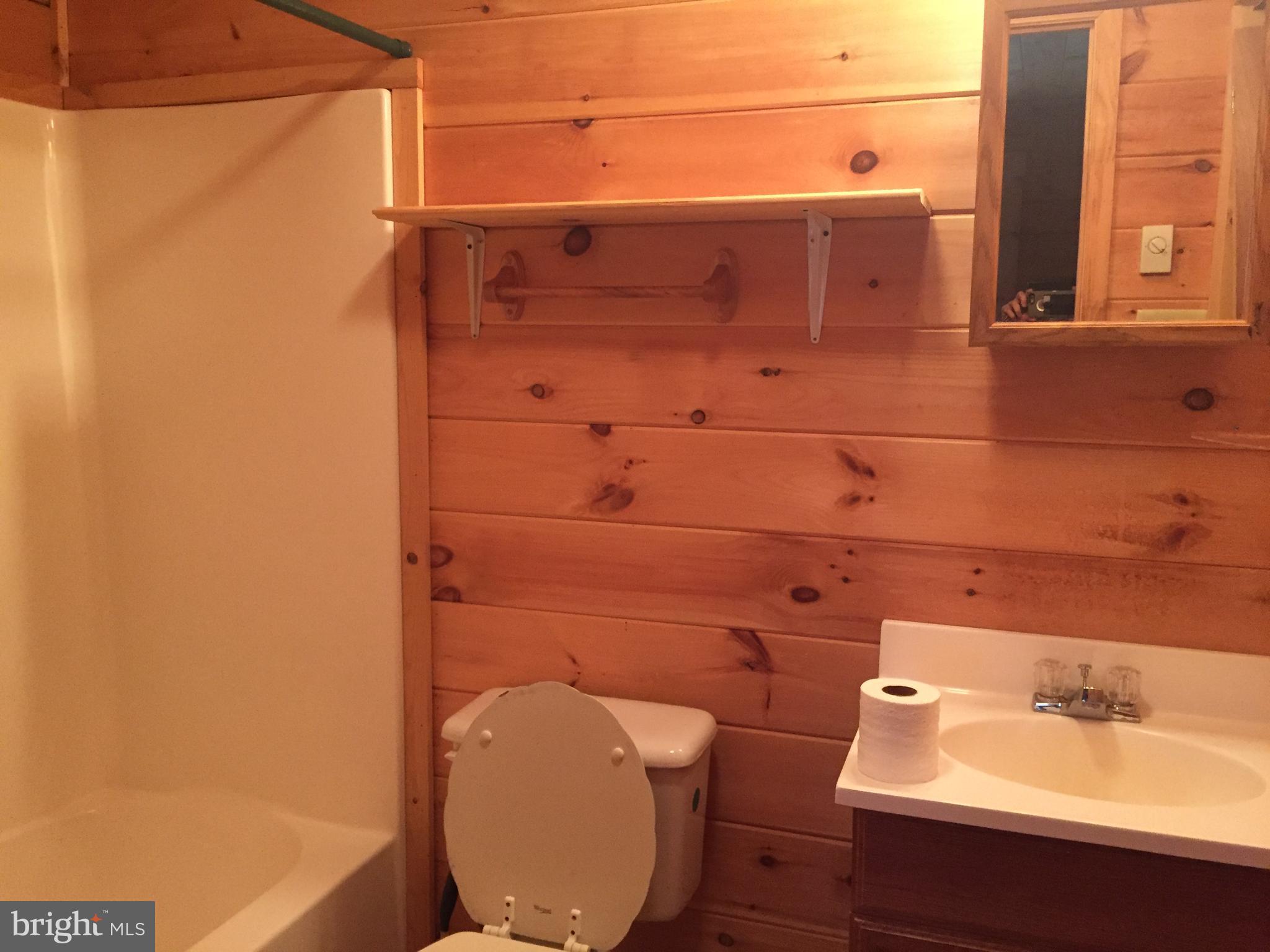 HIGH POINT - Residential Lease