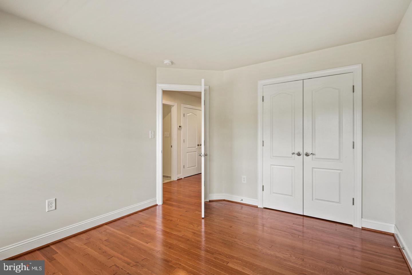 DEVONSHIRE TOWNHOMES - Residential