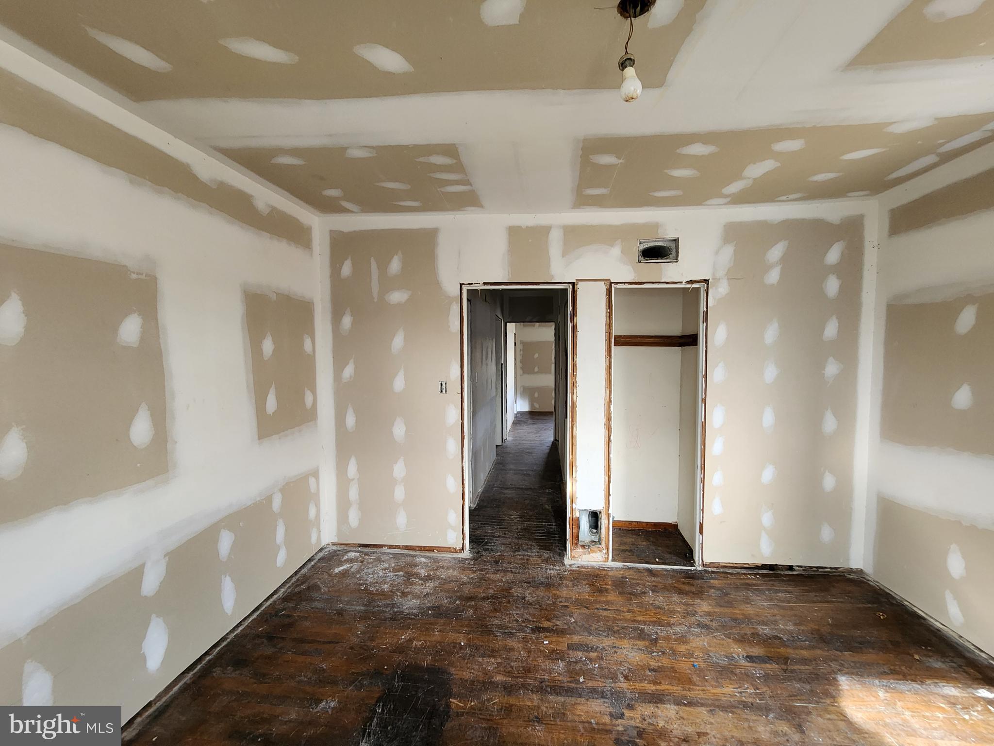 BROOKLYN - Residential