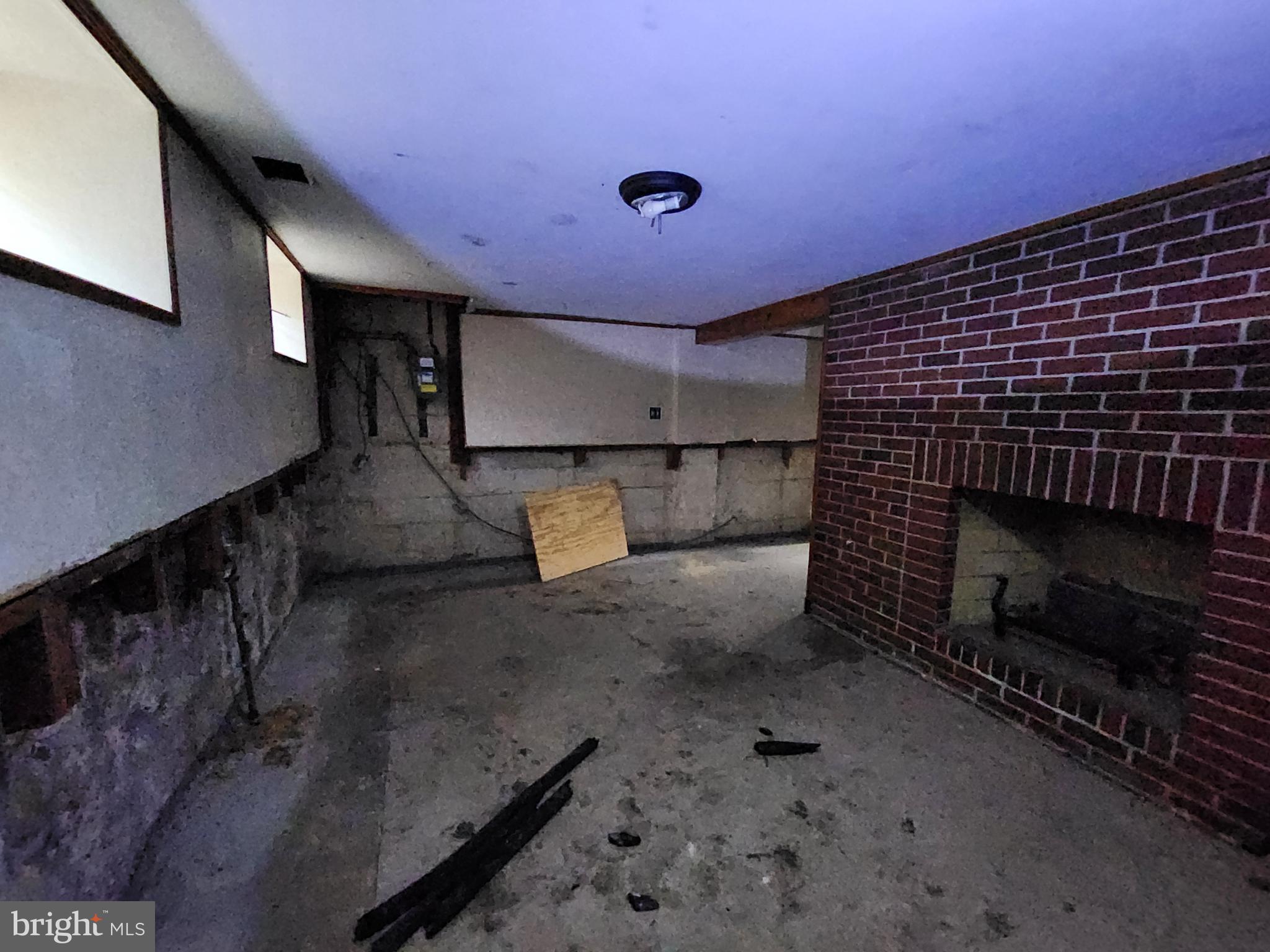 BROOKLYN - Residential