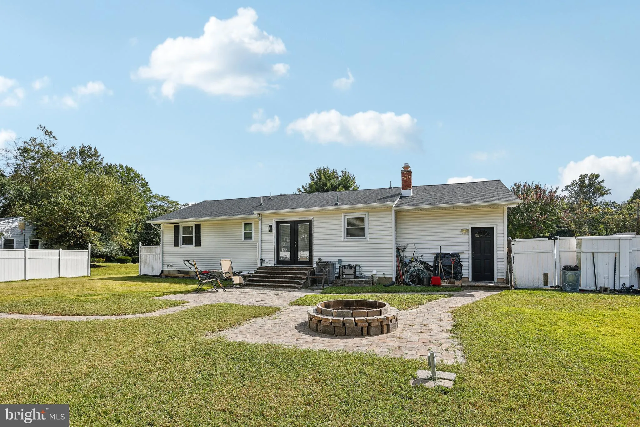 Minotola, New Jersey 08341, United States, 3 Bedrooms Bedrooms, ,2 BathroomsBathrooms,Residential,Pending,212114