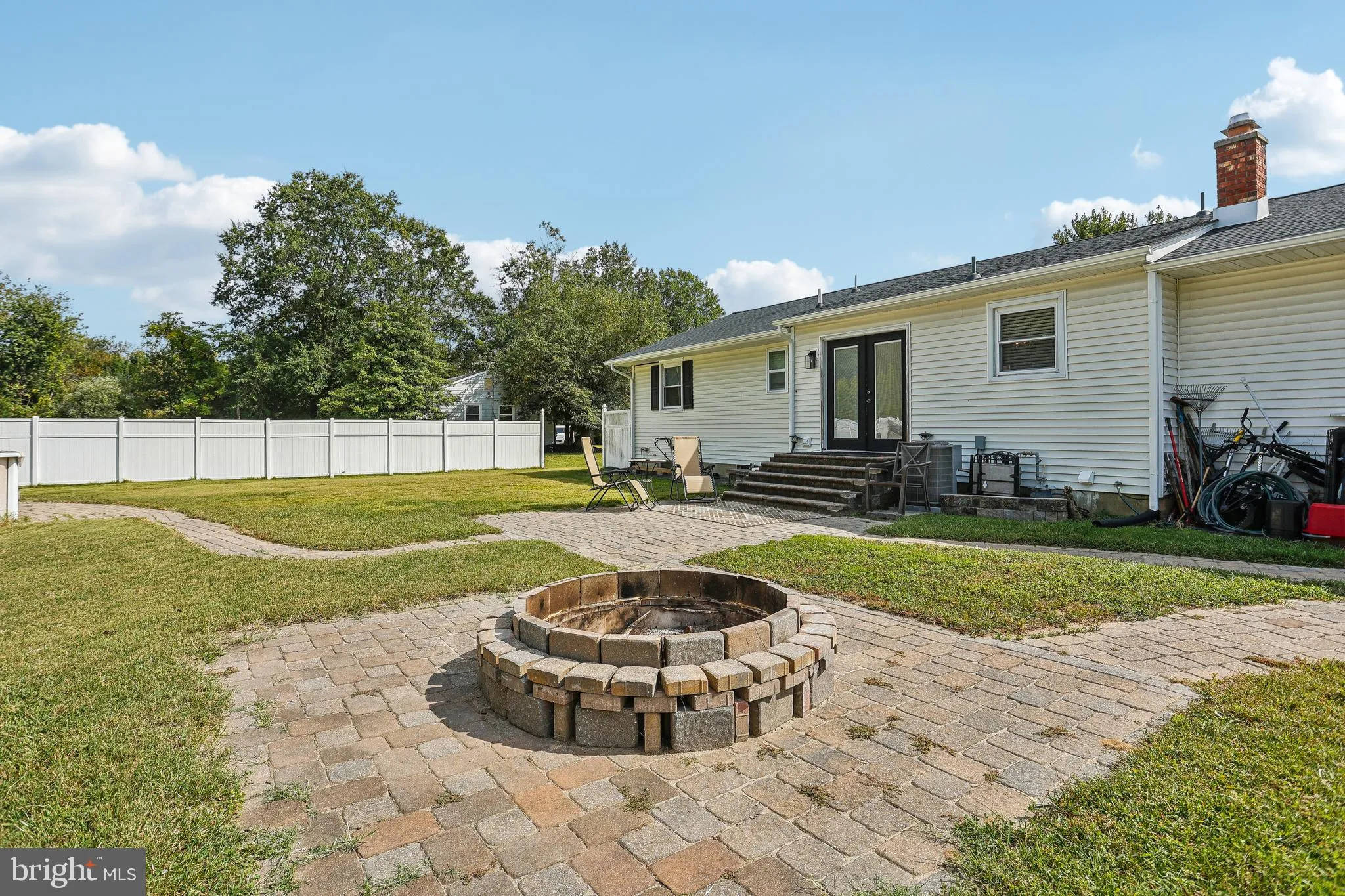 Minotola, New Jersey 08341, United States, 3 Bedrooms Bedrooms, ,2 BathroomsBathrooms,Residential,Pending,212114