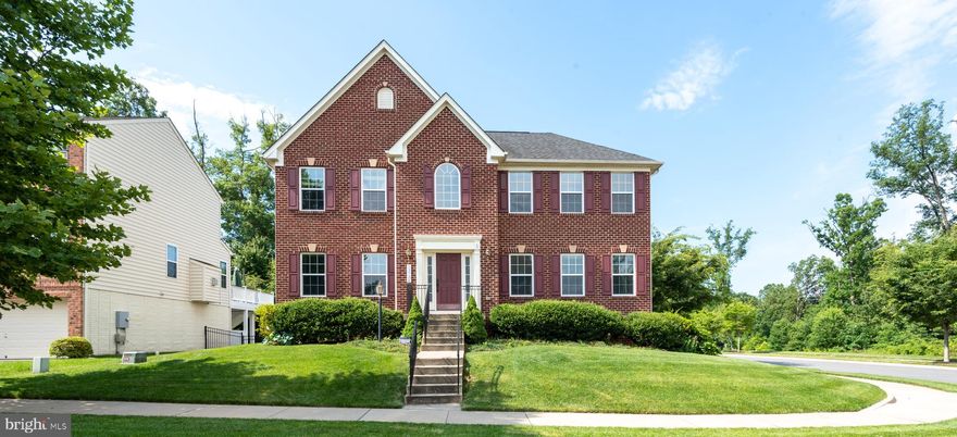 Available July 1, 2023.  Occupancy with good credit and  only two individual to qualify with a monthly salary of $12,225.  This Oakmont Model has almost 3,000 finished square feet on the first two levels.  Hard wood flooring in the Study, Dining Room, and Kitchen .   Gourmet Kitchen with gas cook top. The Family Room has a gas  Fireplace. Off of the kitchen is a separate area for a breakfast room or play area.  The Deck is in the rear of the house.  Separate Laundry on the MAIN LEVEL.  The upper level offers you the Master Bedroom with a luxury bath and walk-in closet.  The other three bedroom are good size and a linen closet in the hallway.
 Pets case-by-case.  $500 non refundable deposit with a $50 monthly rent increase.