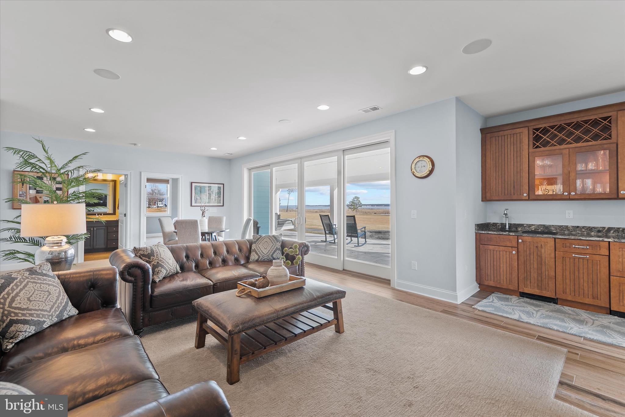 PENINSULA - Residential