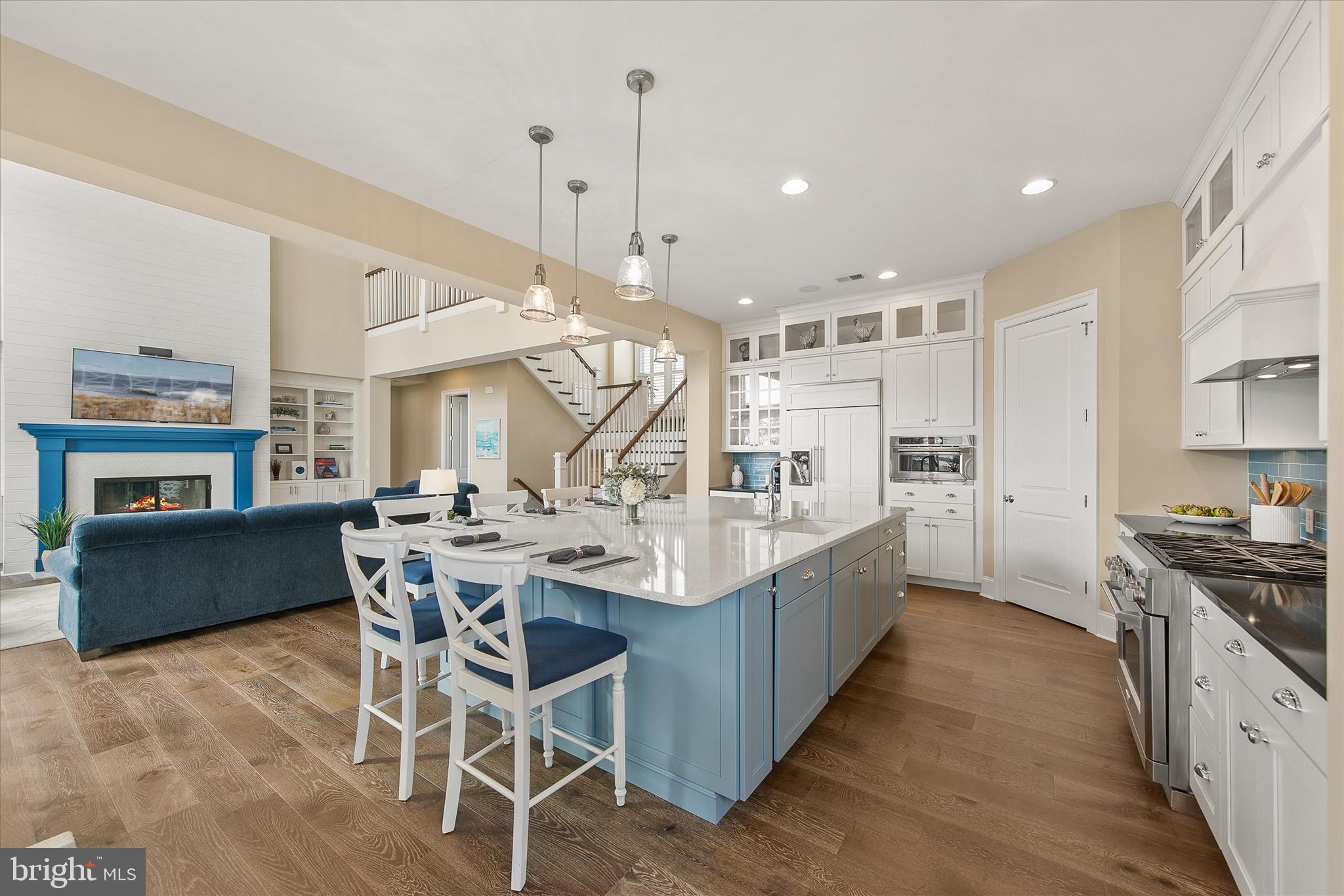 PENINSULA - Residential