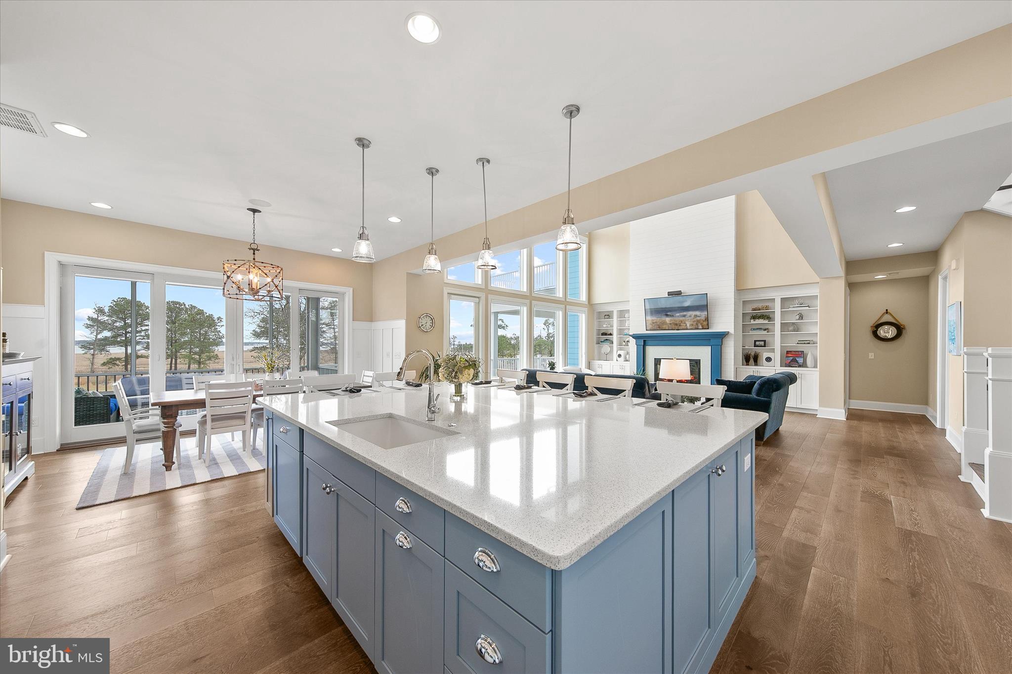 PENINSULA - Residential