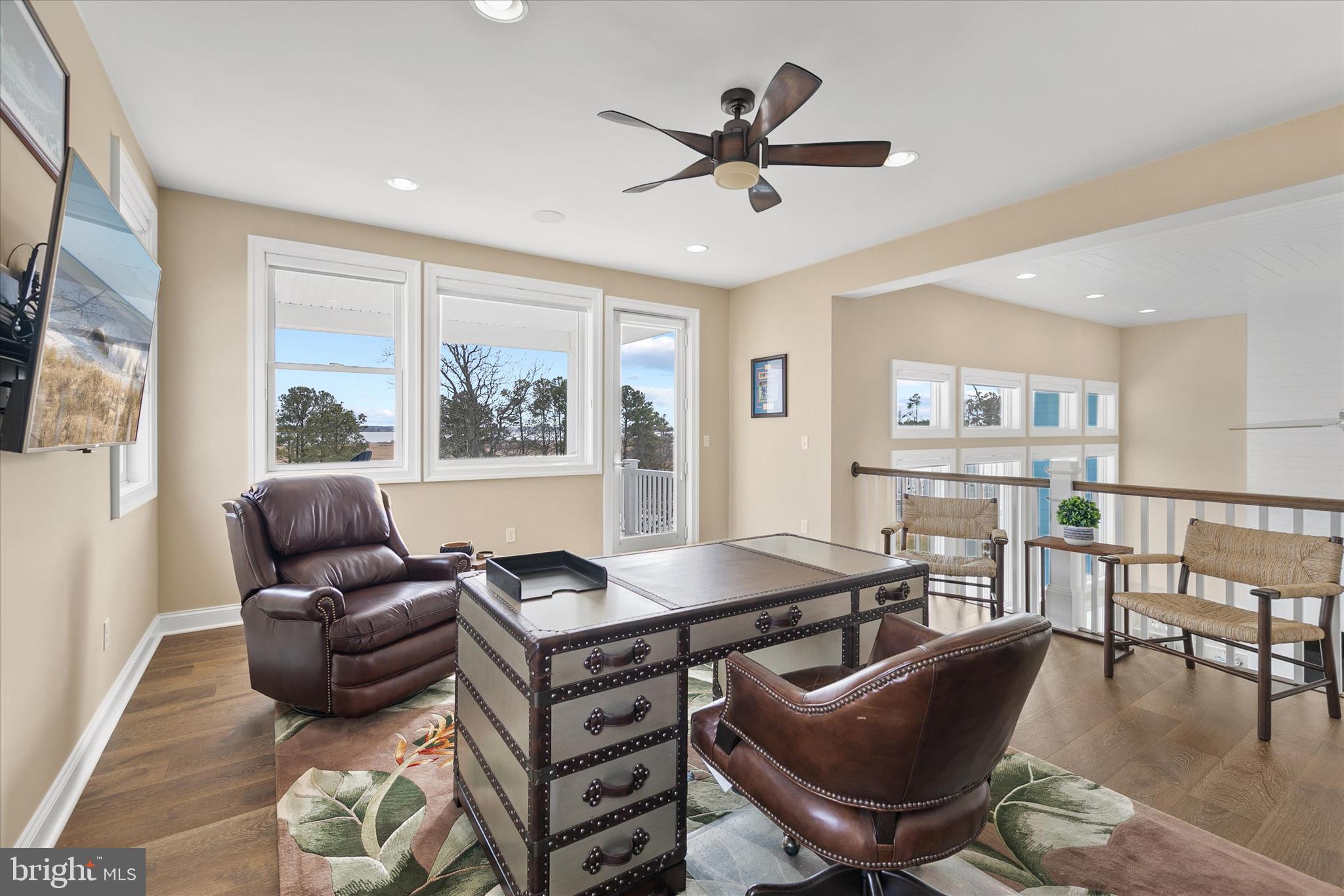 PENINSULA - Residential