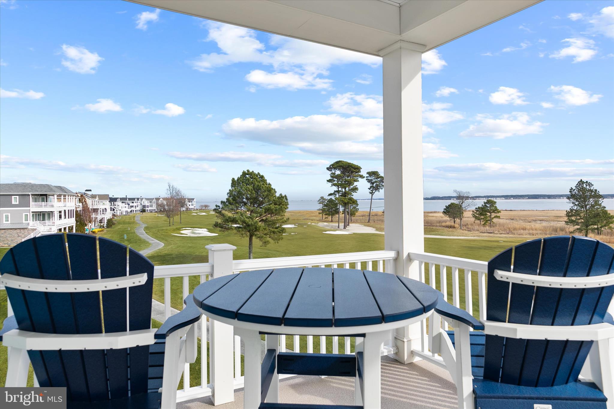 PENINSULA - Residential