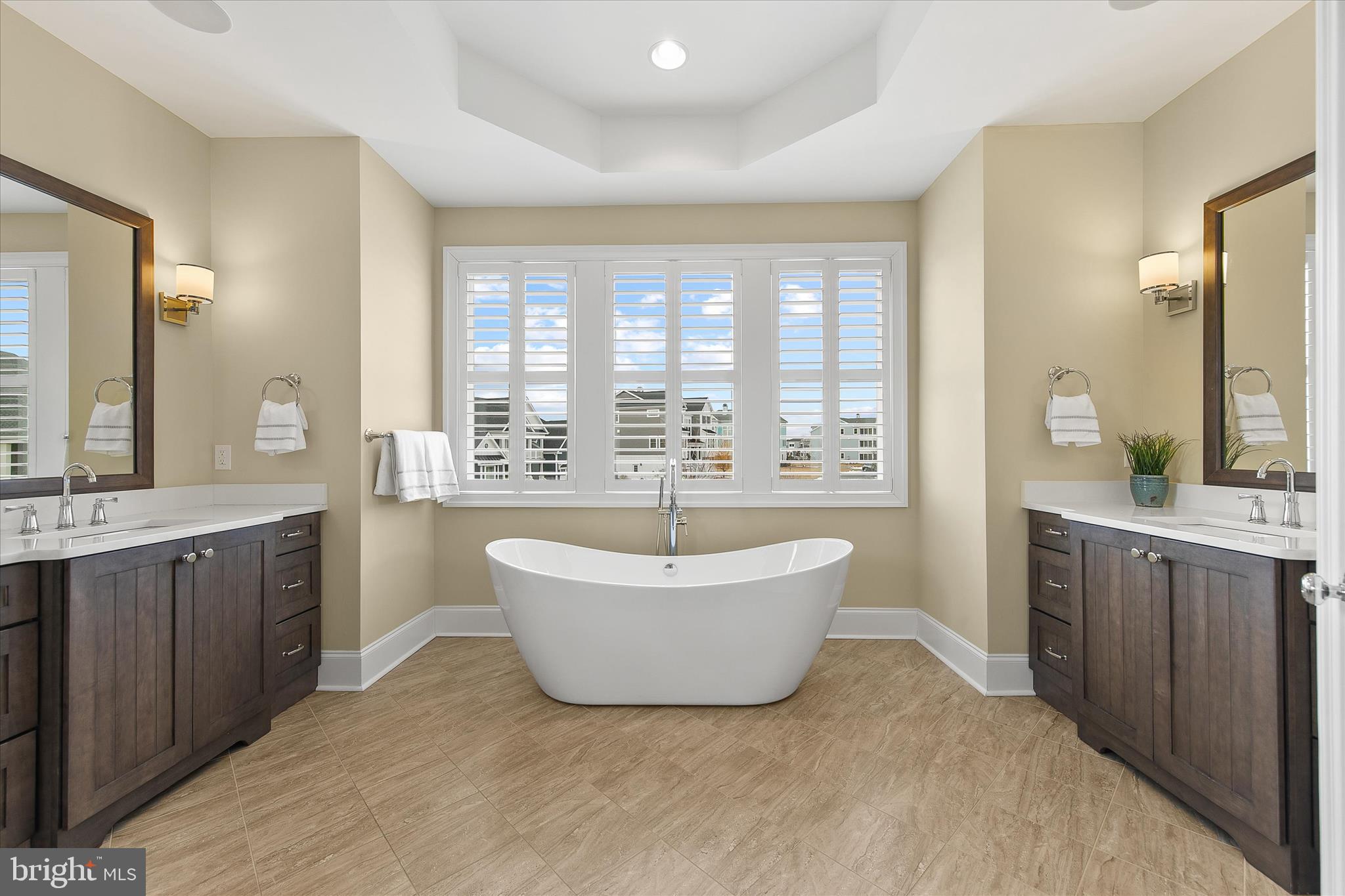 PENINSULA - Residential