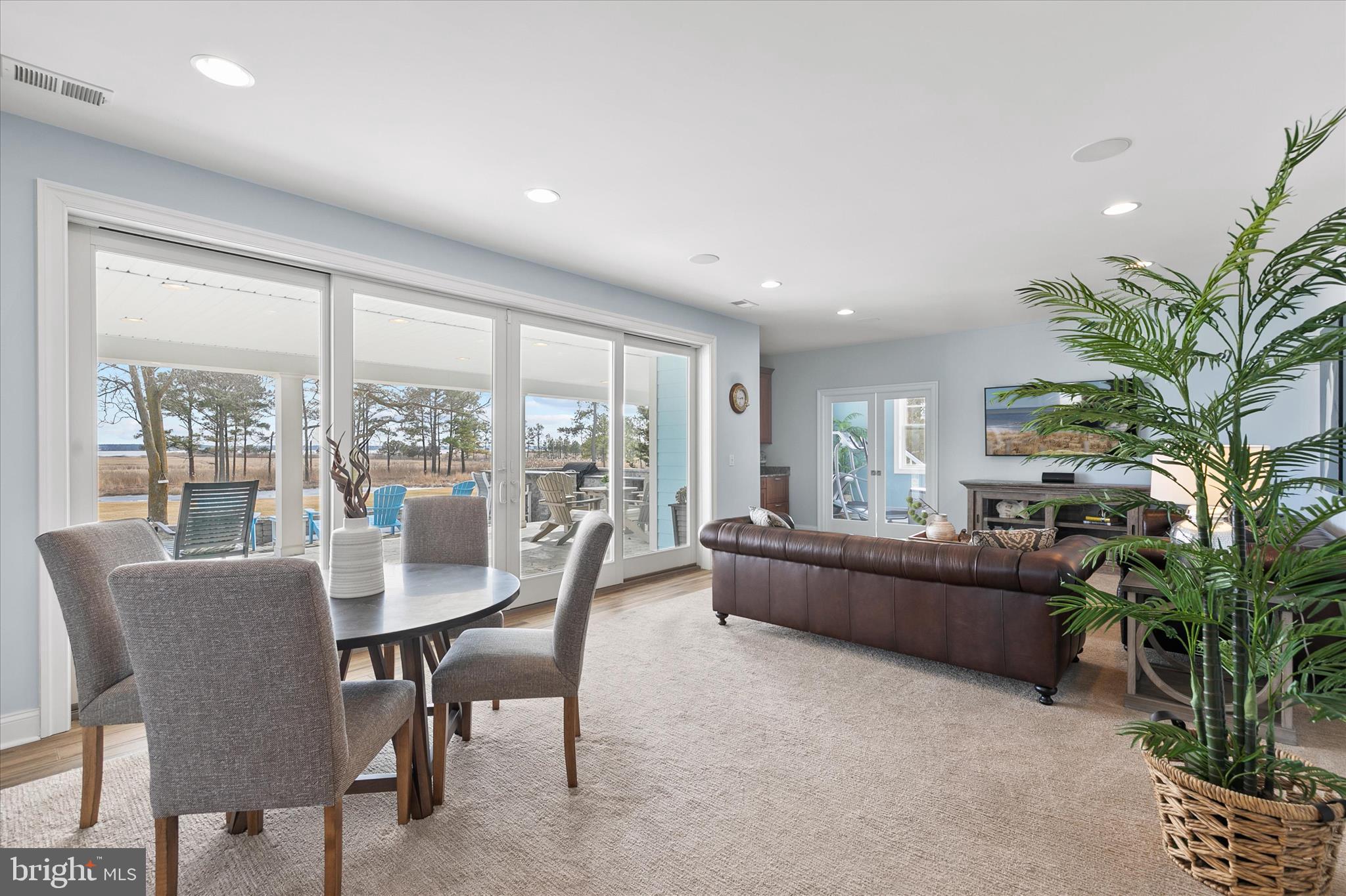 PENINSULA - Residential