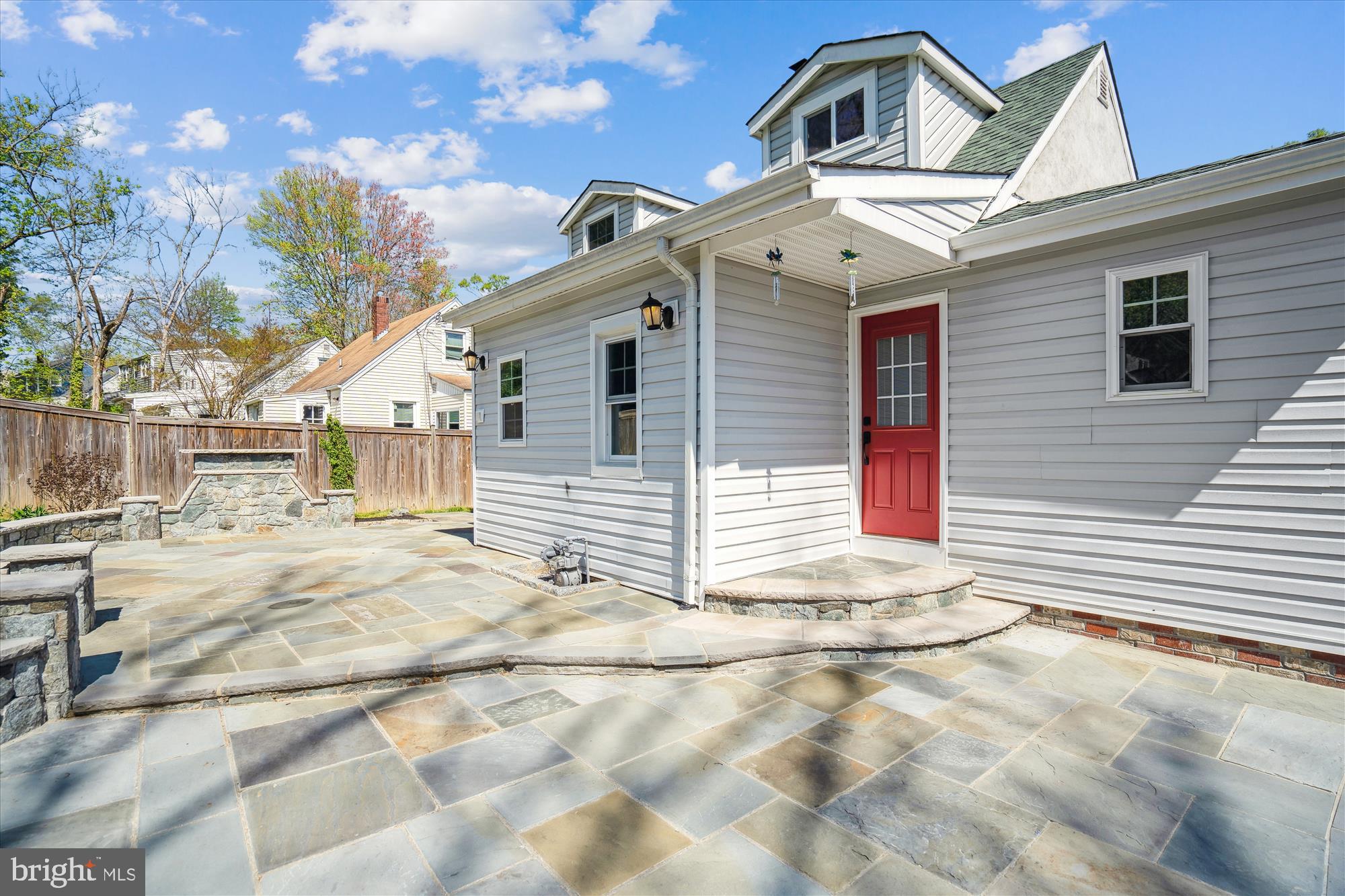 LANDOVER HILLS - Residential