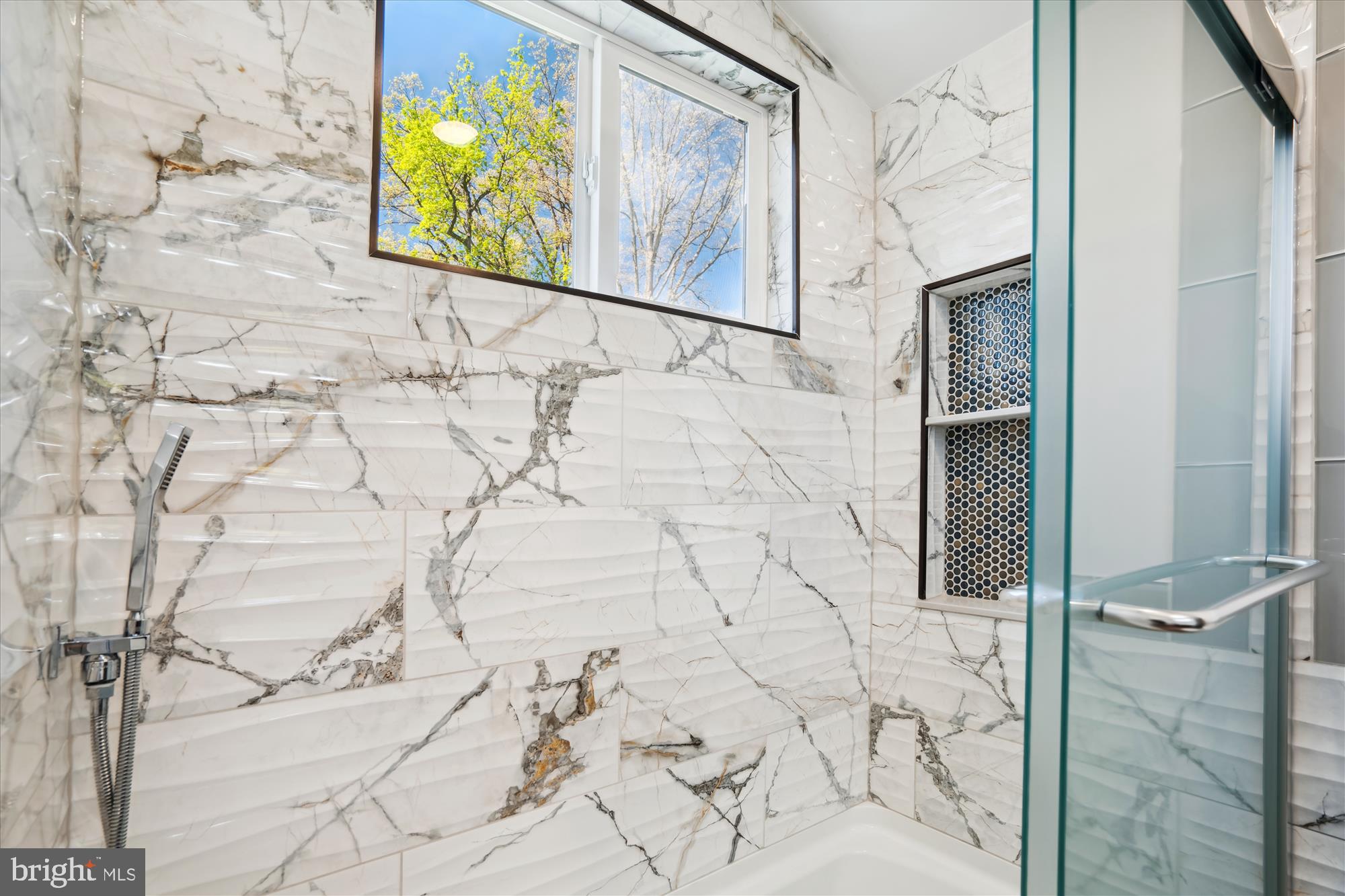 LANDOVER HILLS - Residential