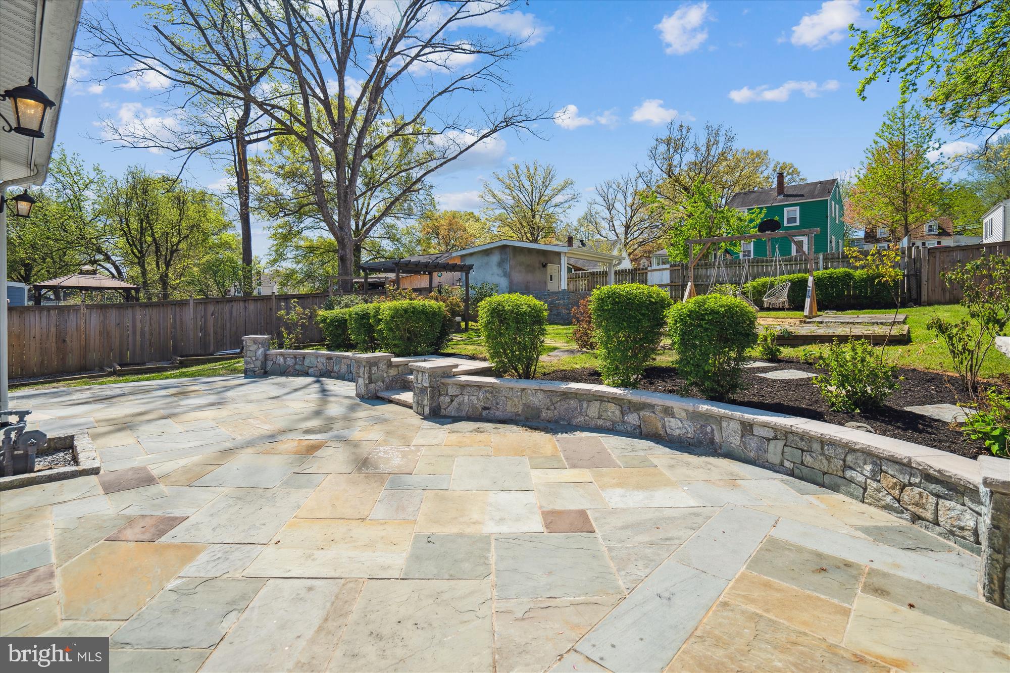 LANDOVER HILLS - Residential