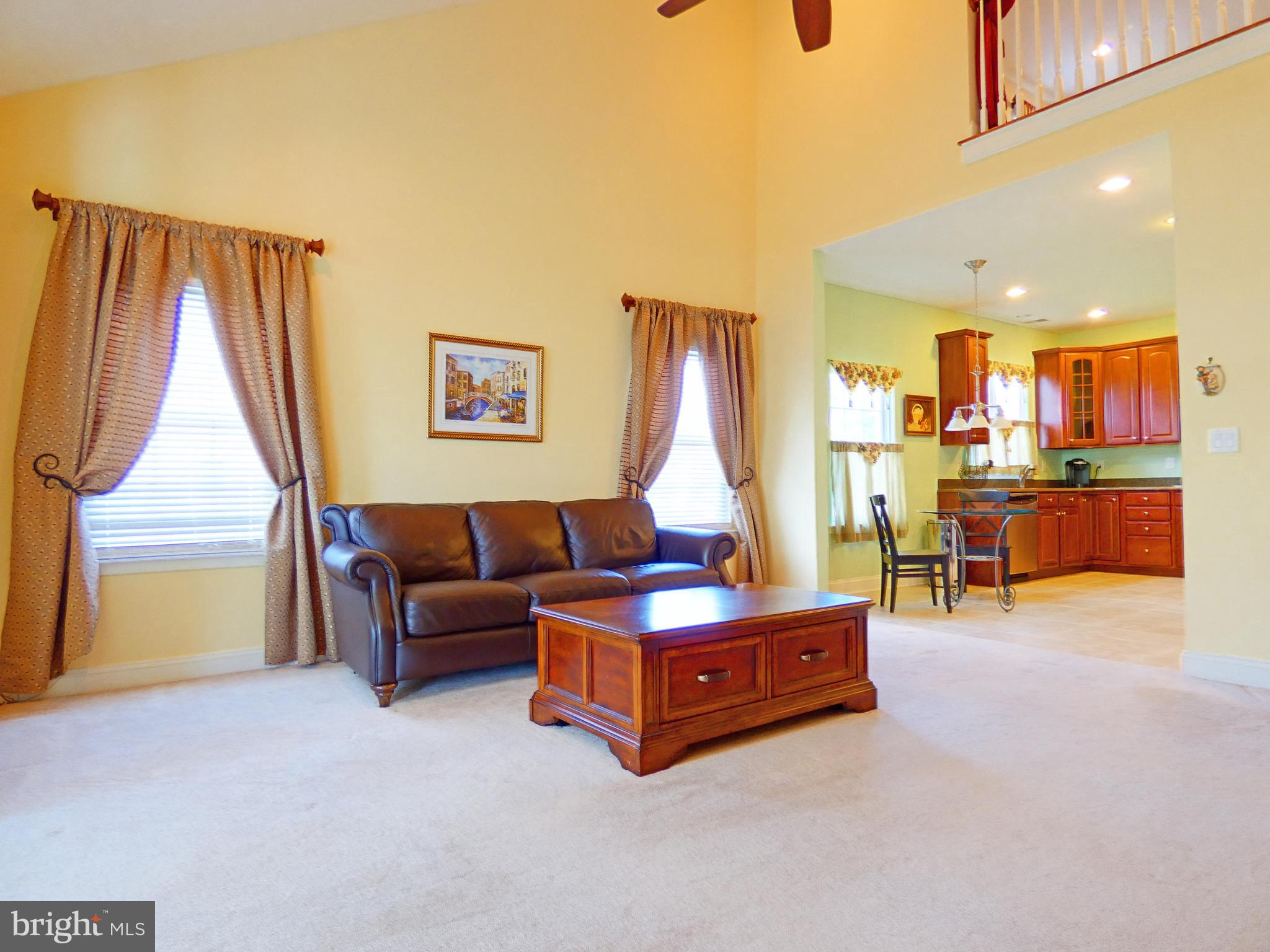 32 EAGLESWOOD DRIVE
