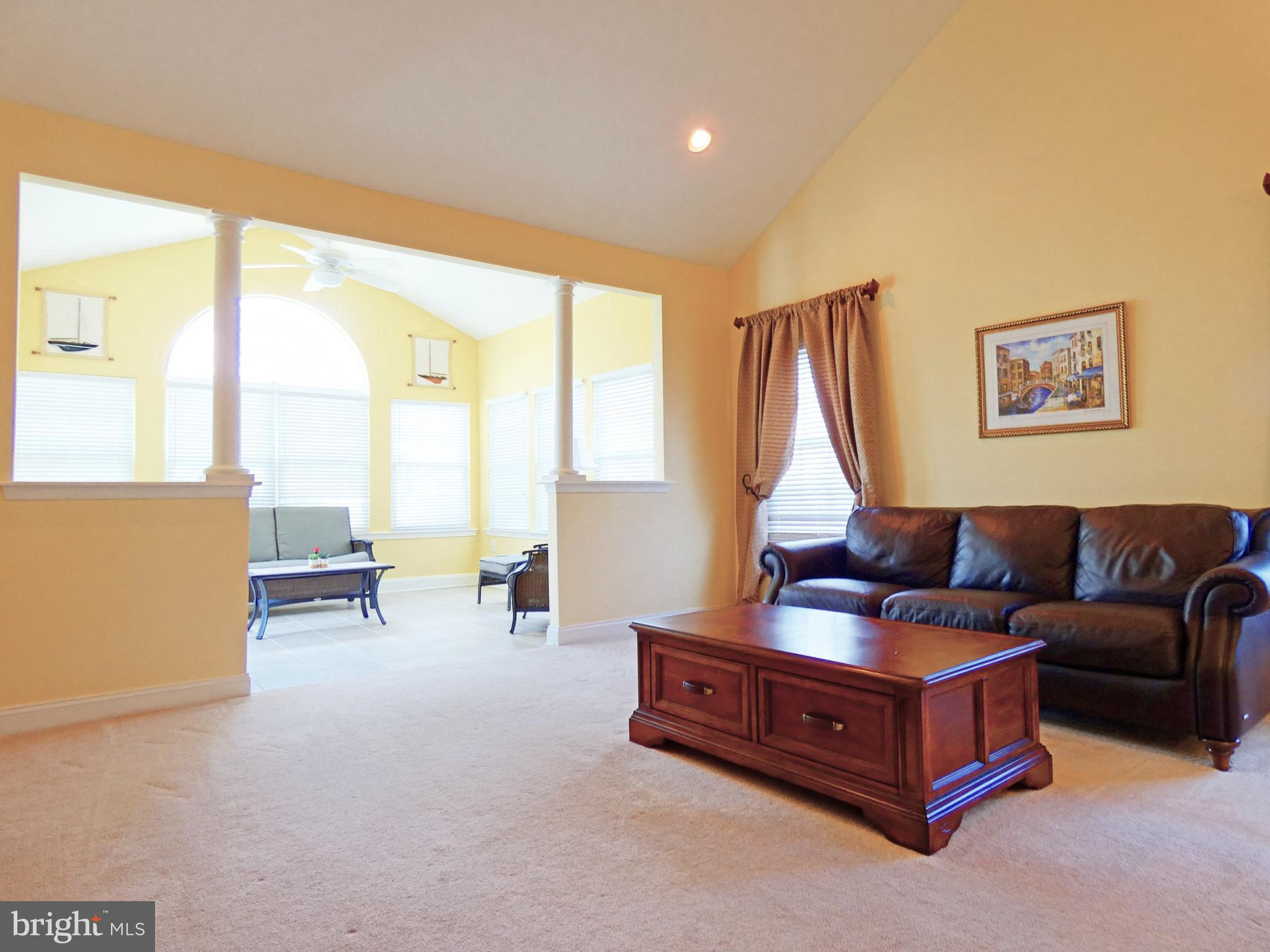32 EAGLESWOOD DRIVE