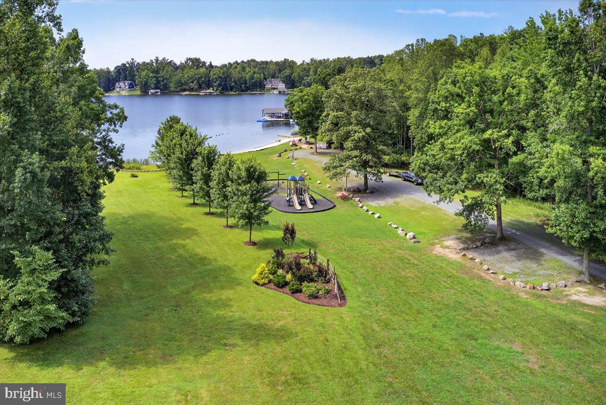 THE WATERS AT LAKE ANNA - Residential