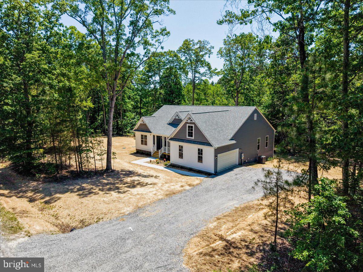 THE WATERS AT LAKE ANNA - Residential